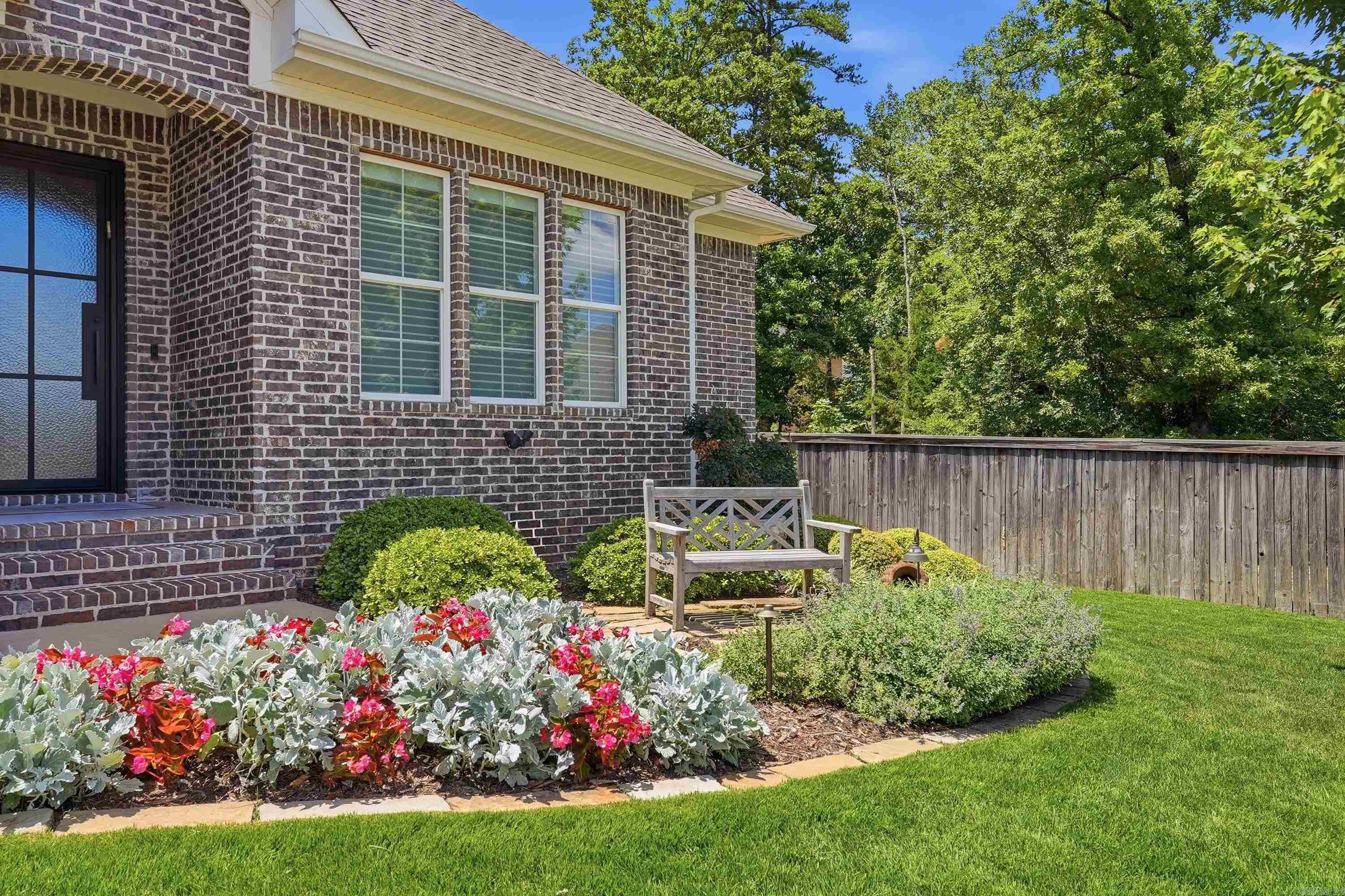 39 Belles Fleurs Circle Little Rock, AR 72223