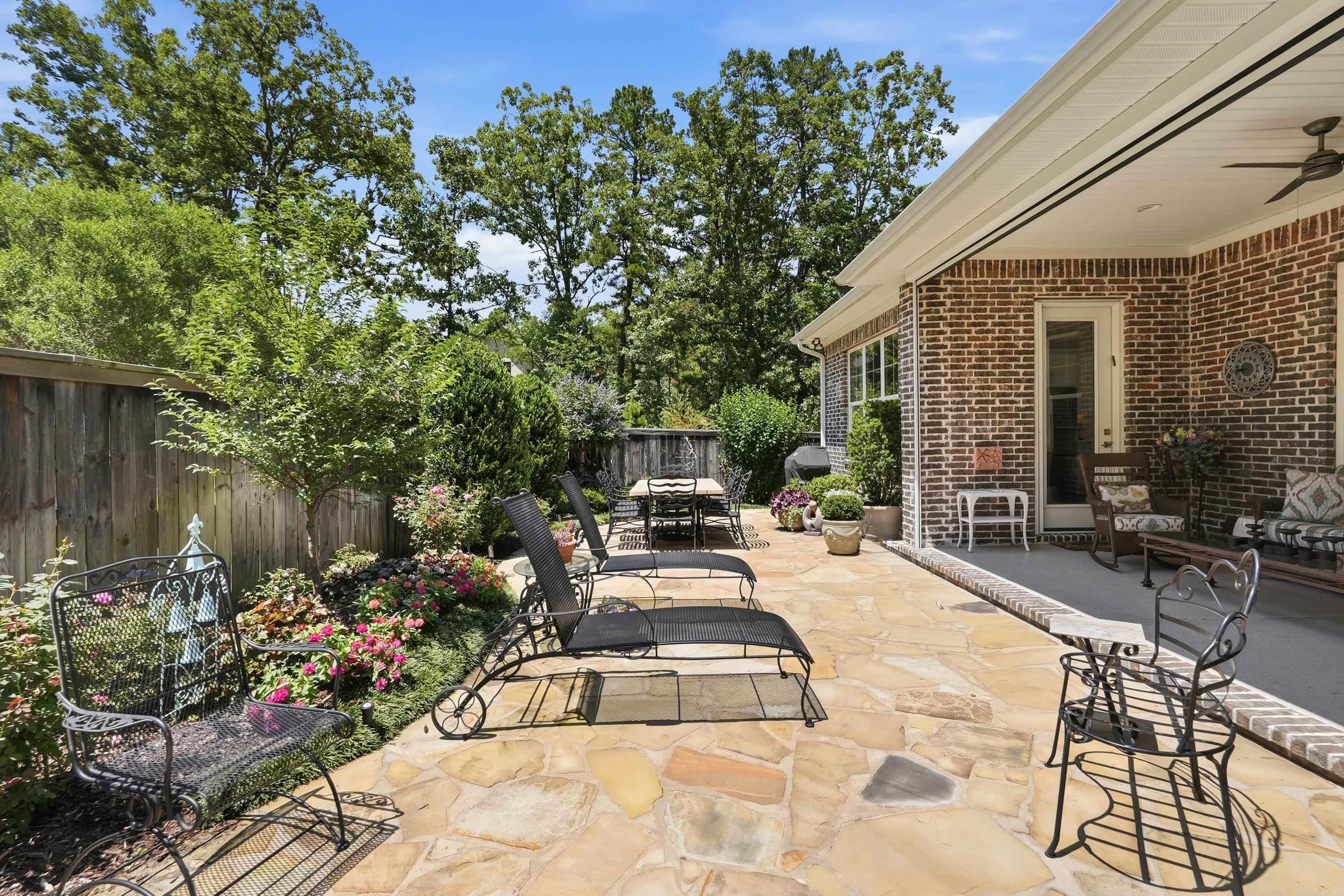 39 Belles Fleurs Circle Little Rock, AR 72223