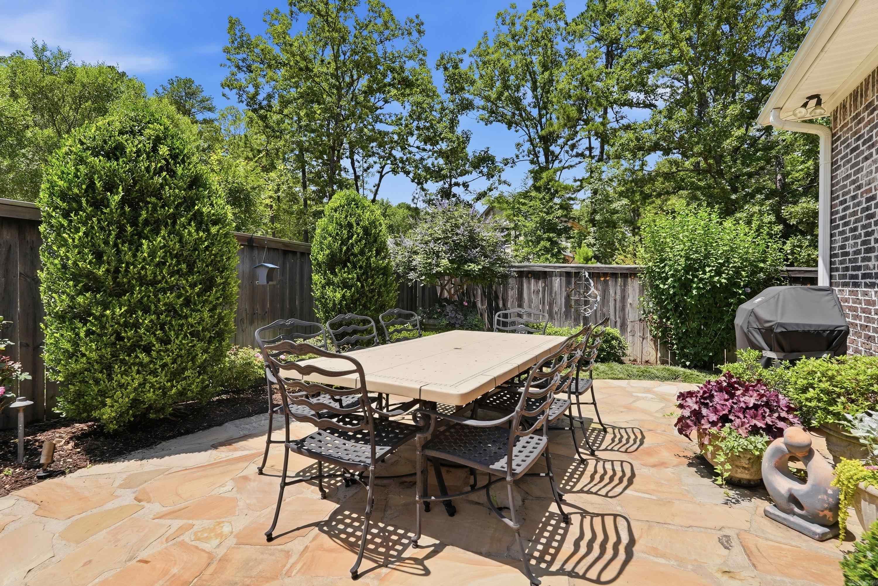 39 Belles Fleurs Circle Little Rock, AR 72223