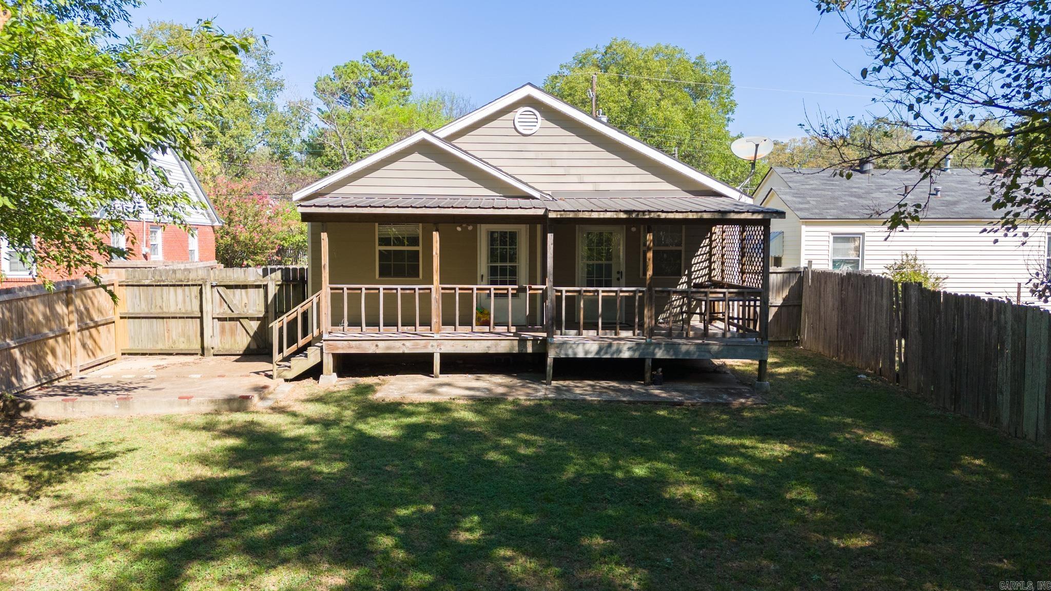 2060 E College  Batesville, AR