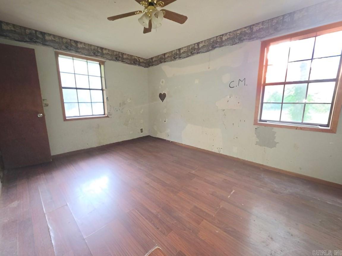 54 James  Hardy, AR