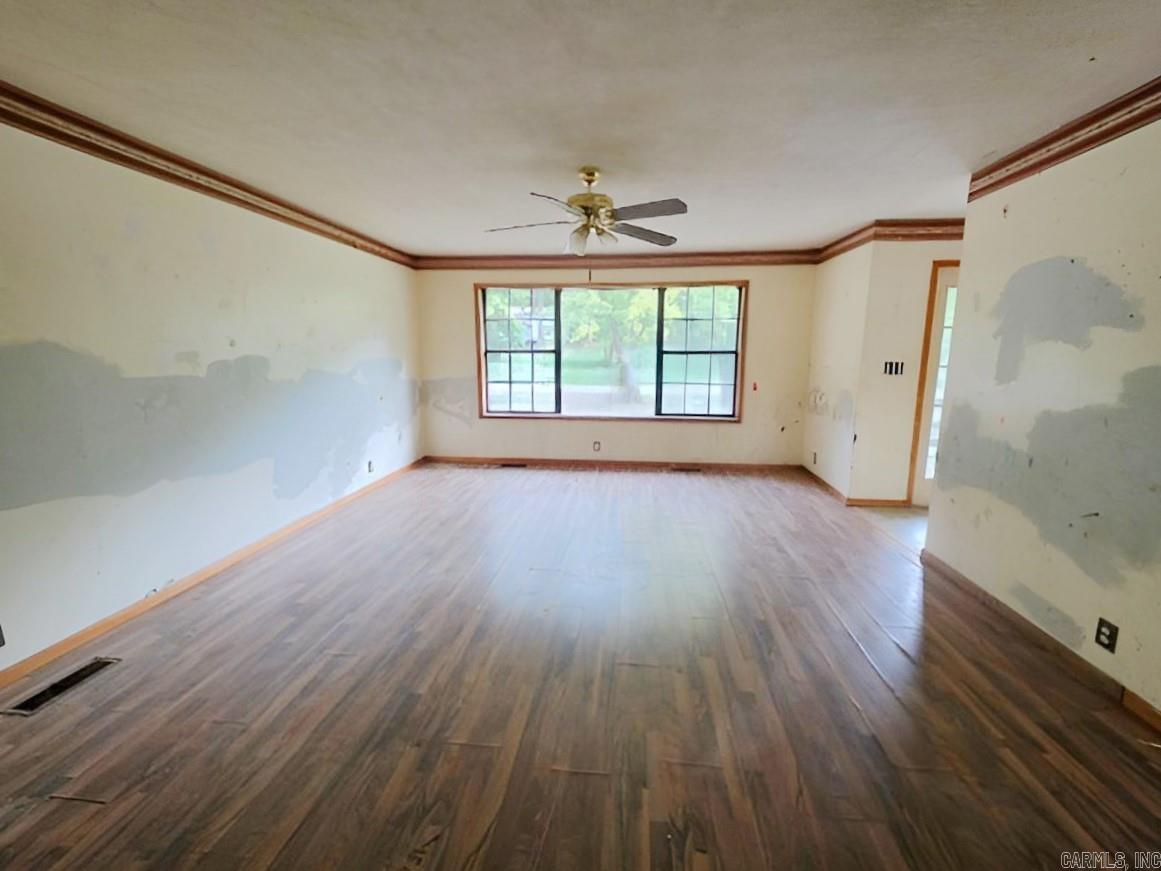 54 James  Hardy, AR