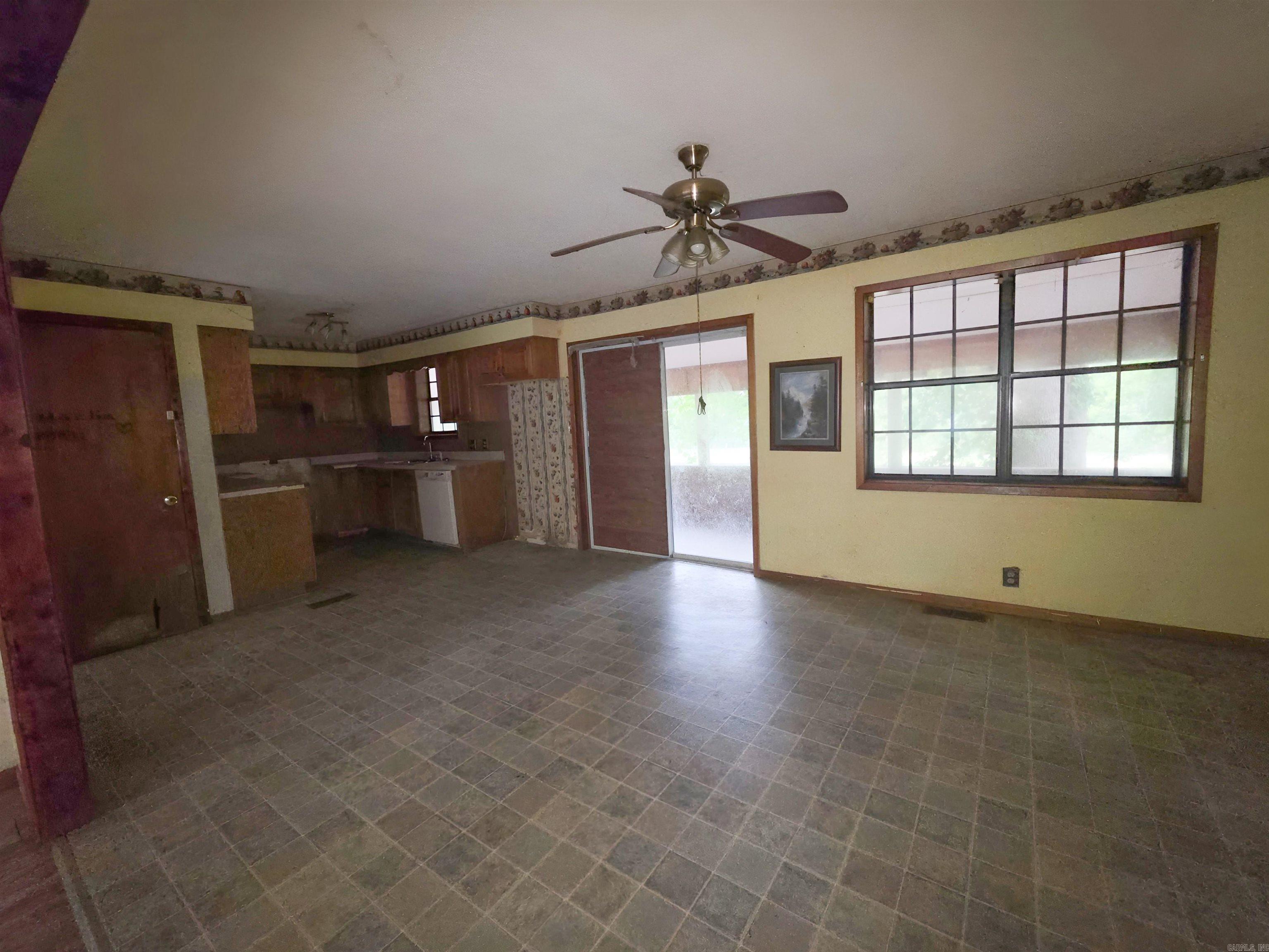 54 James  Hardy, AR