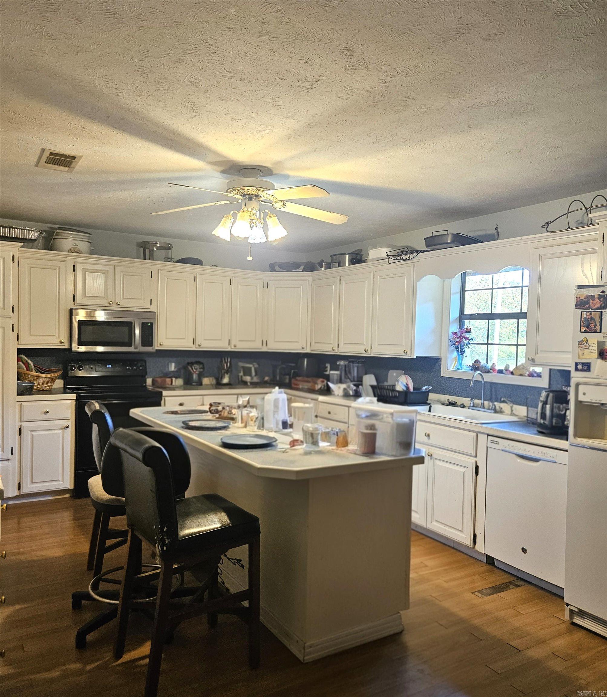 157 & 161 Oak Hill Road Nashville, AR 71852