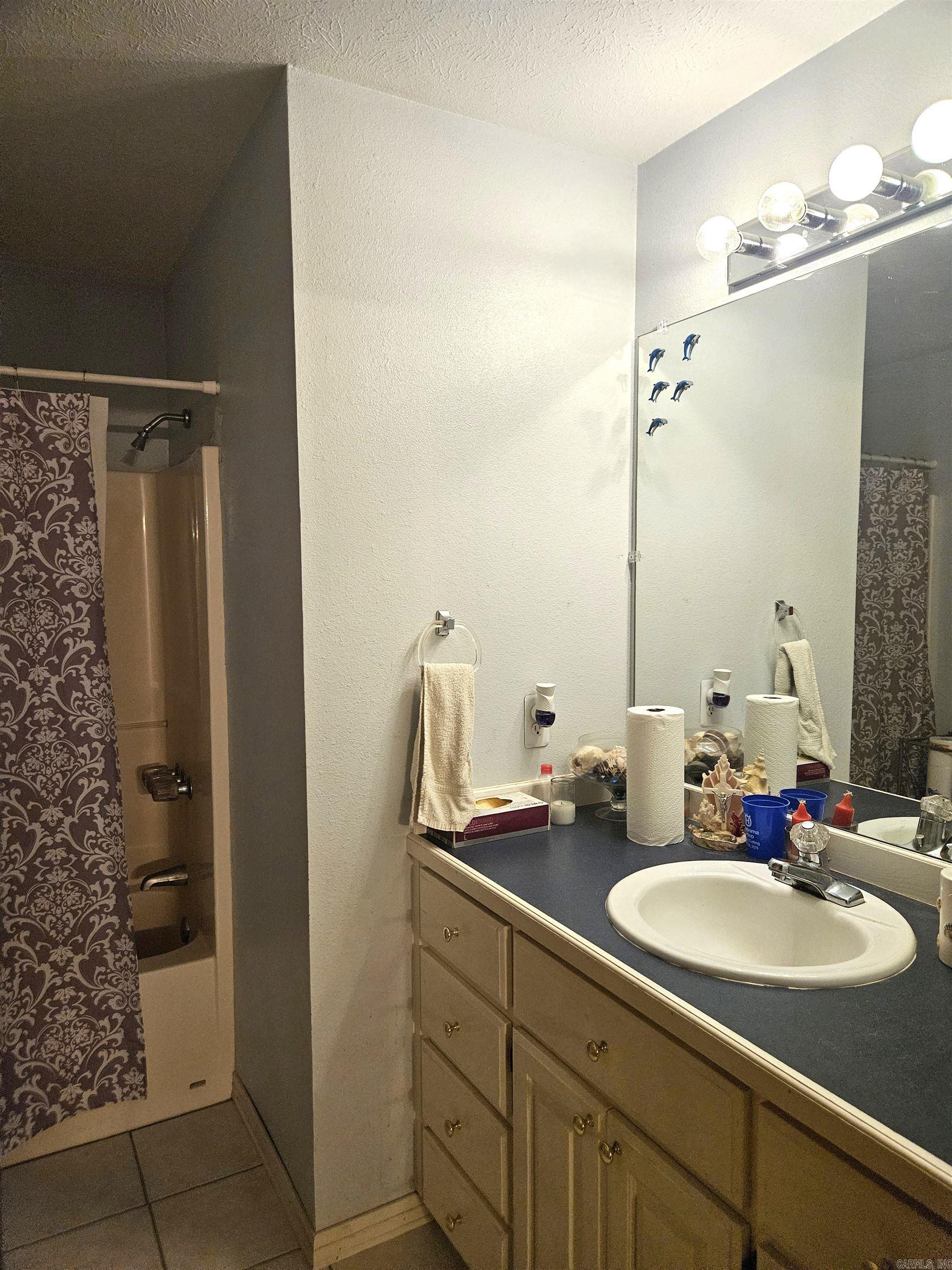 157 & 161 Oak Hill Road Nashville, AR 71852