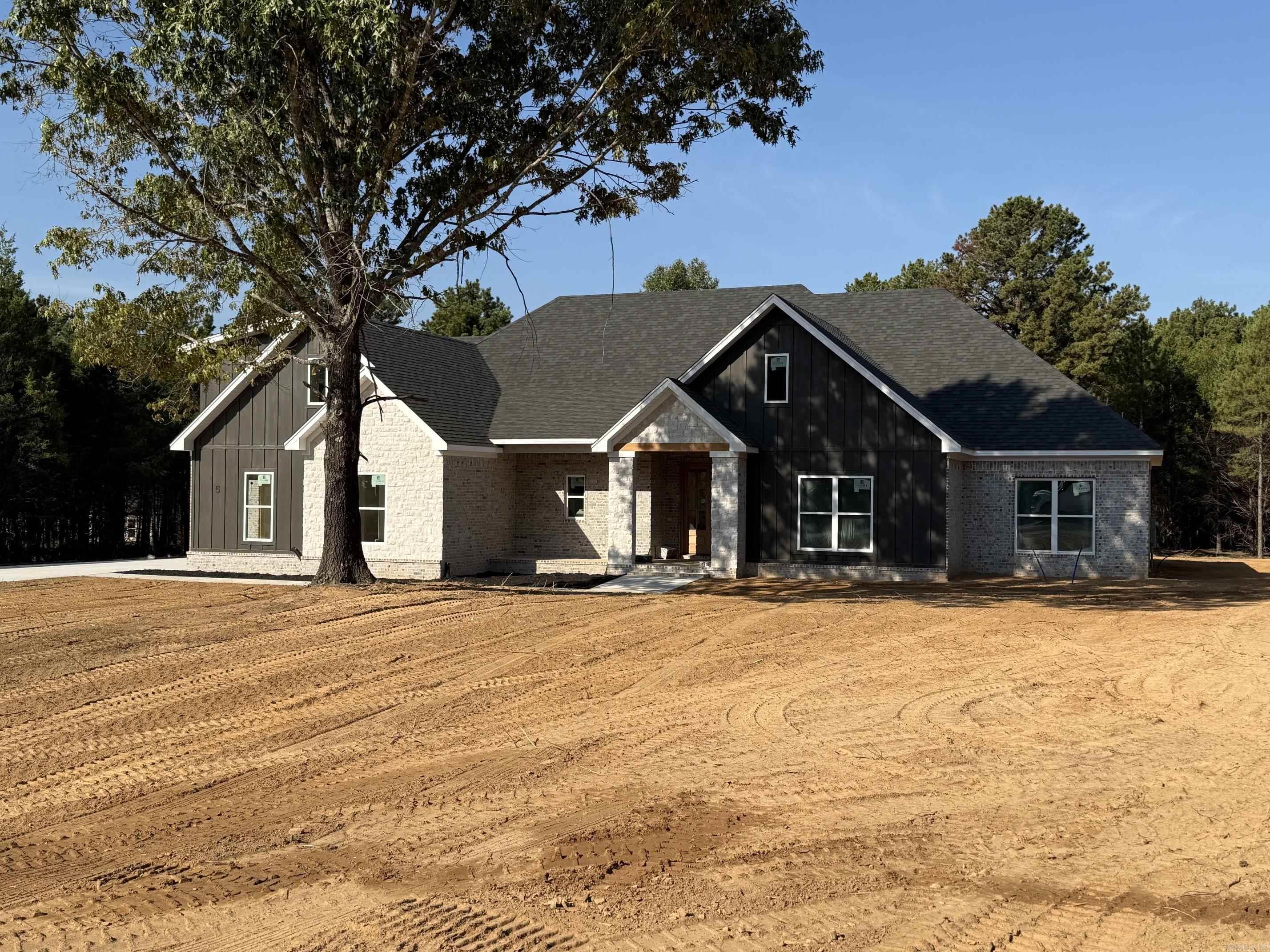 5 Silver Fox Cove Greenbrier, AR 72058