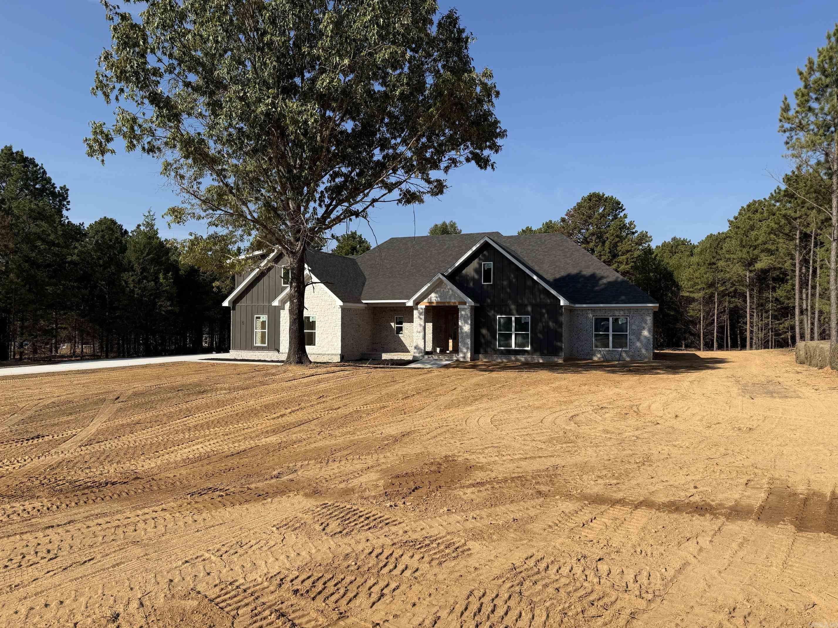 5 Silver Fox Cove Greenbrier, AR 72058