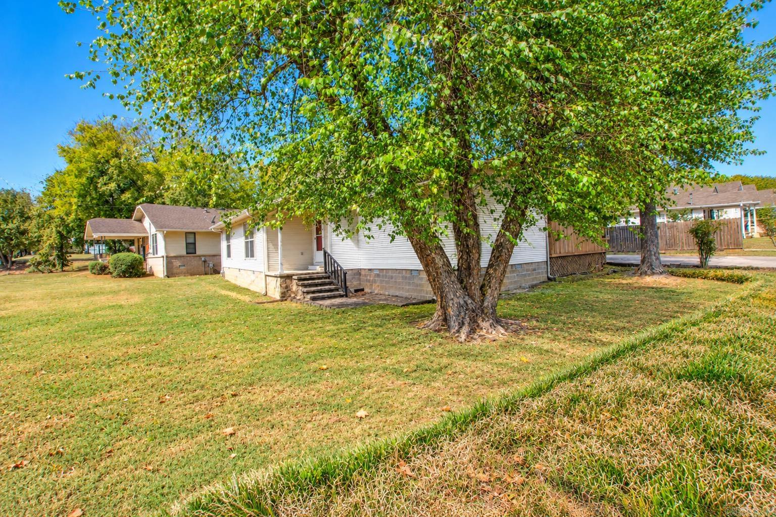 524 E North  Benton, AR