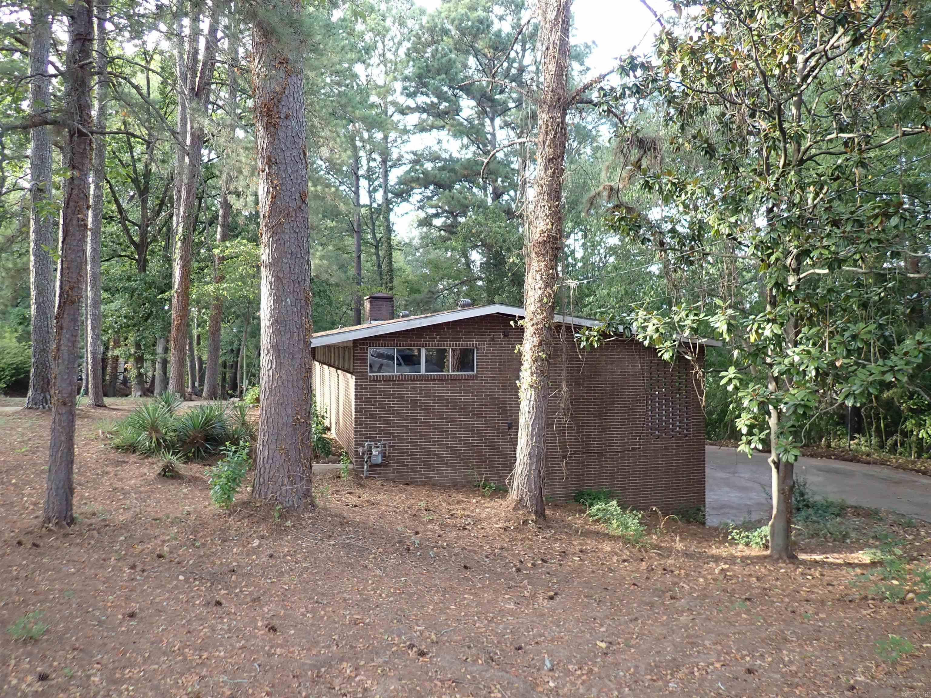 722 N 15th Street Arkadelphia, AR 71923-2921