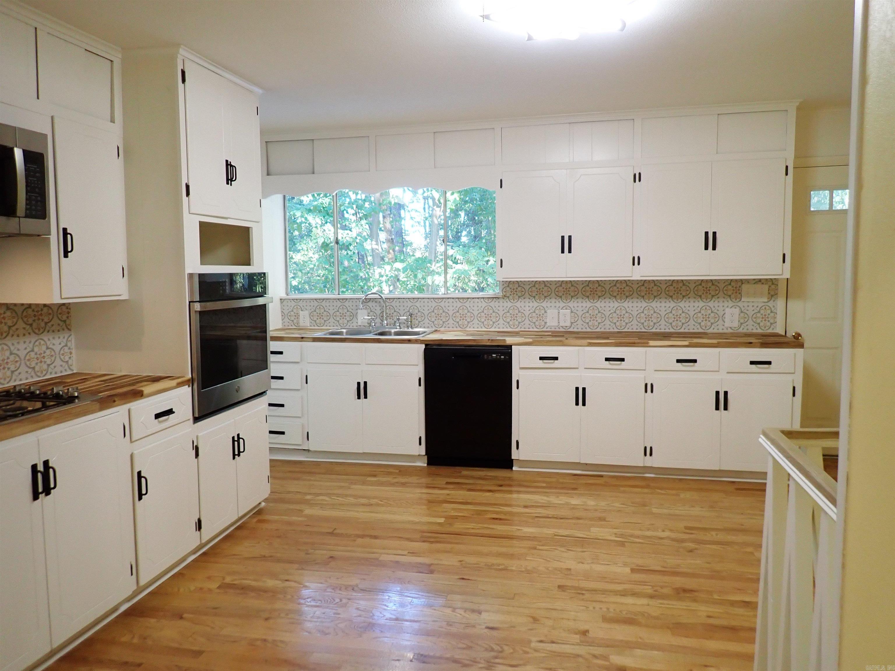722 N 15th Street Arkadelphia, AR 71923-2921