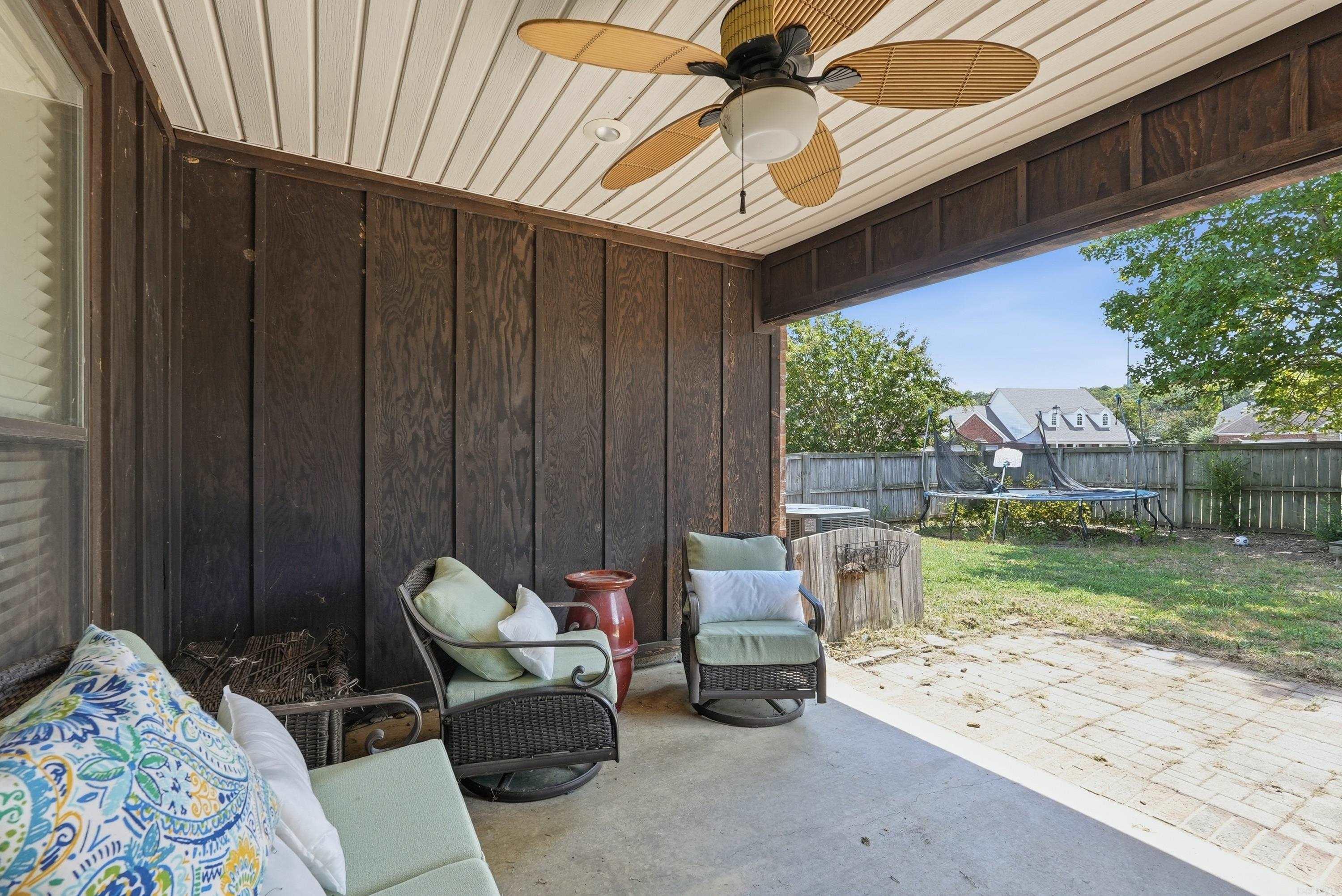 2505 Gladiola Conway, AR 72034