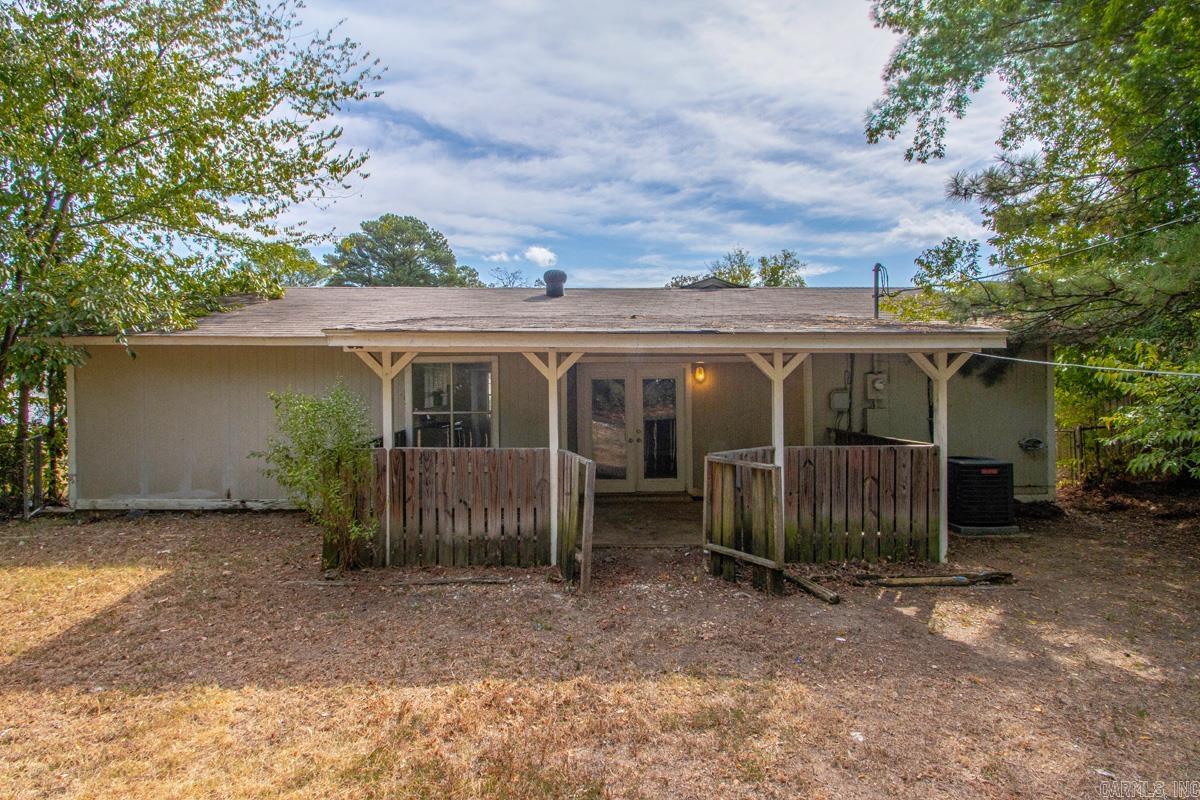 1808 Joyce Ct — exterior