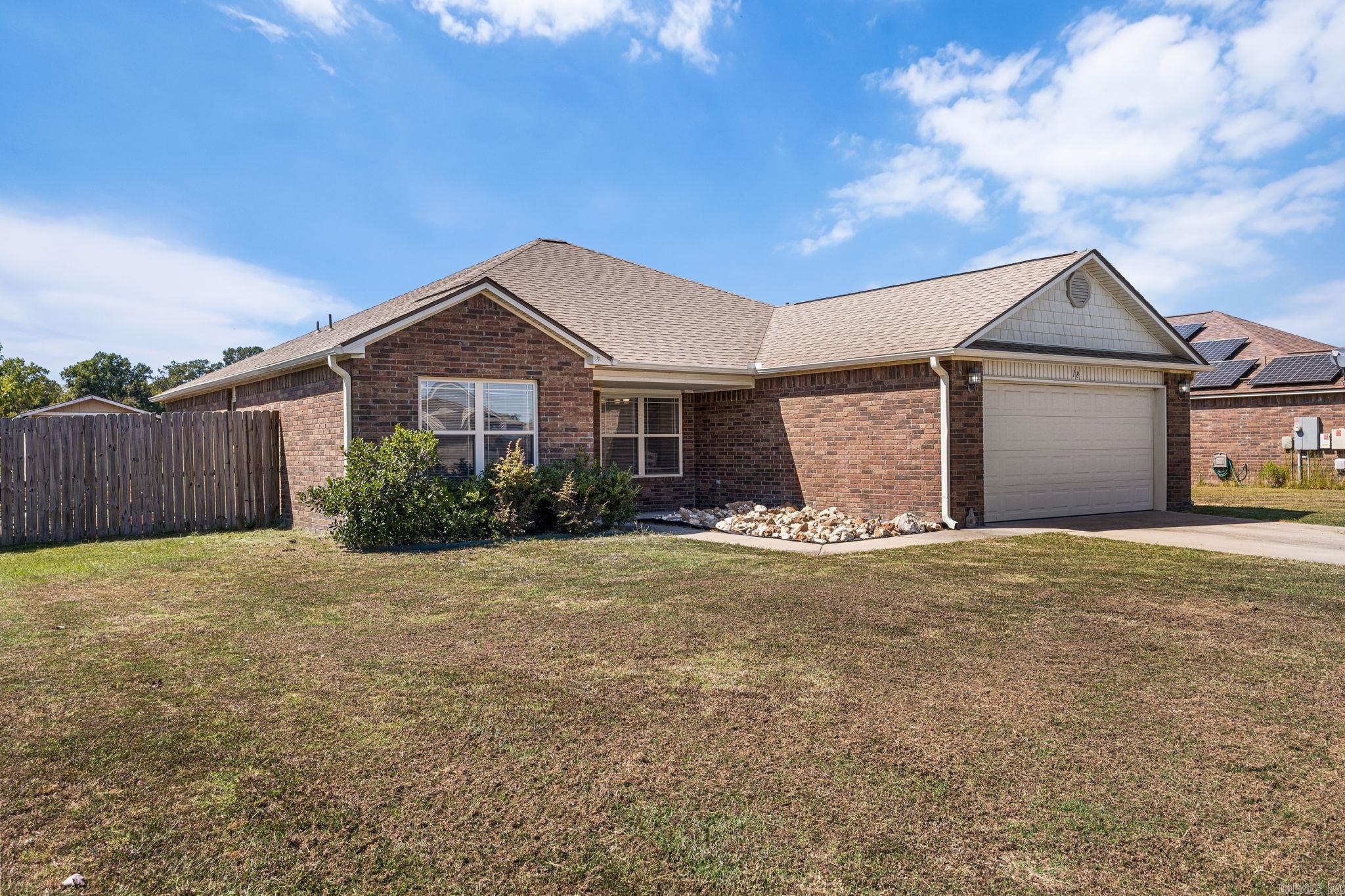 18 Heelstone Drive — photo 3