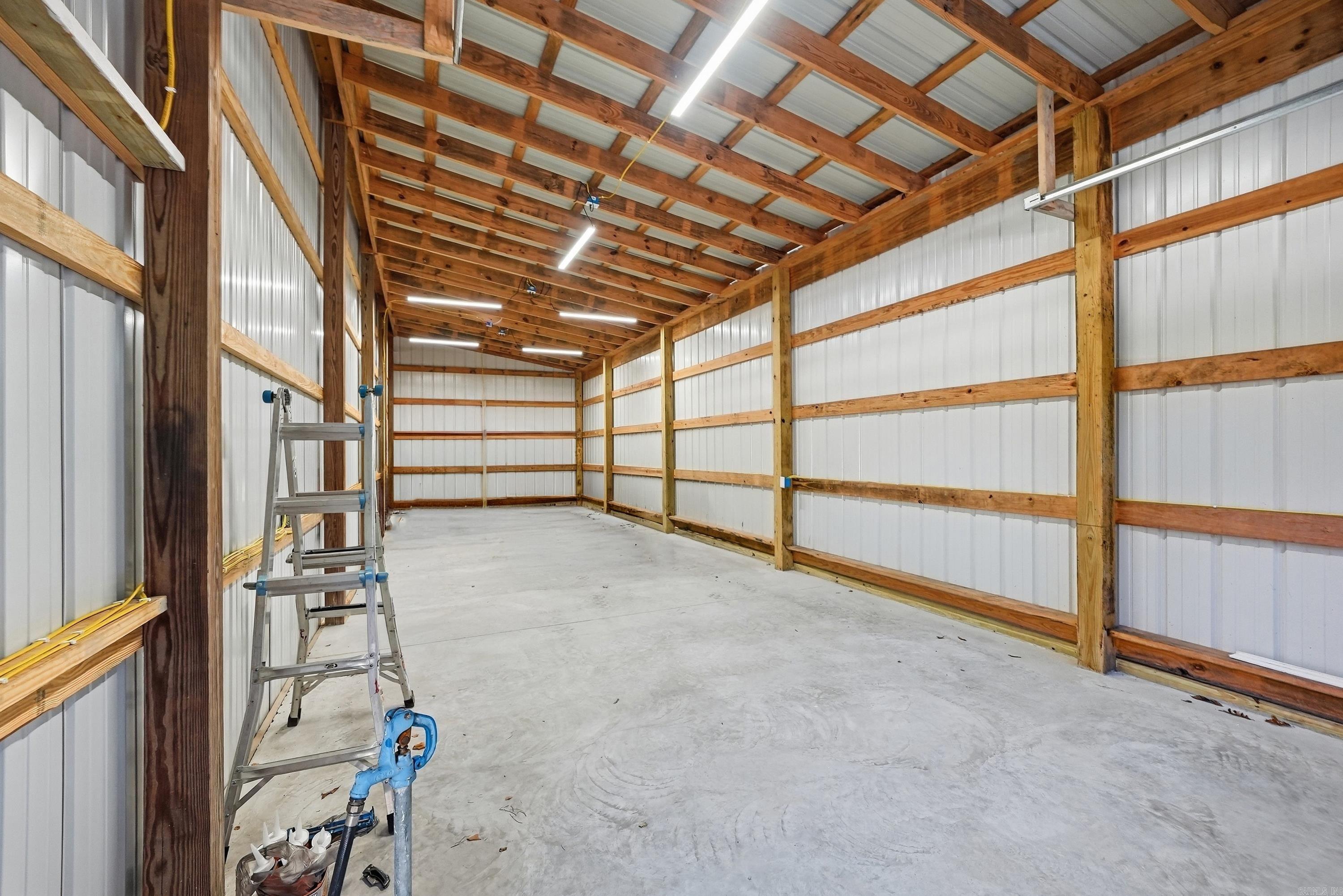 5499 Highway 16 West  Clinton, AR