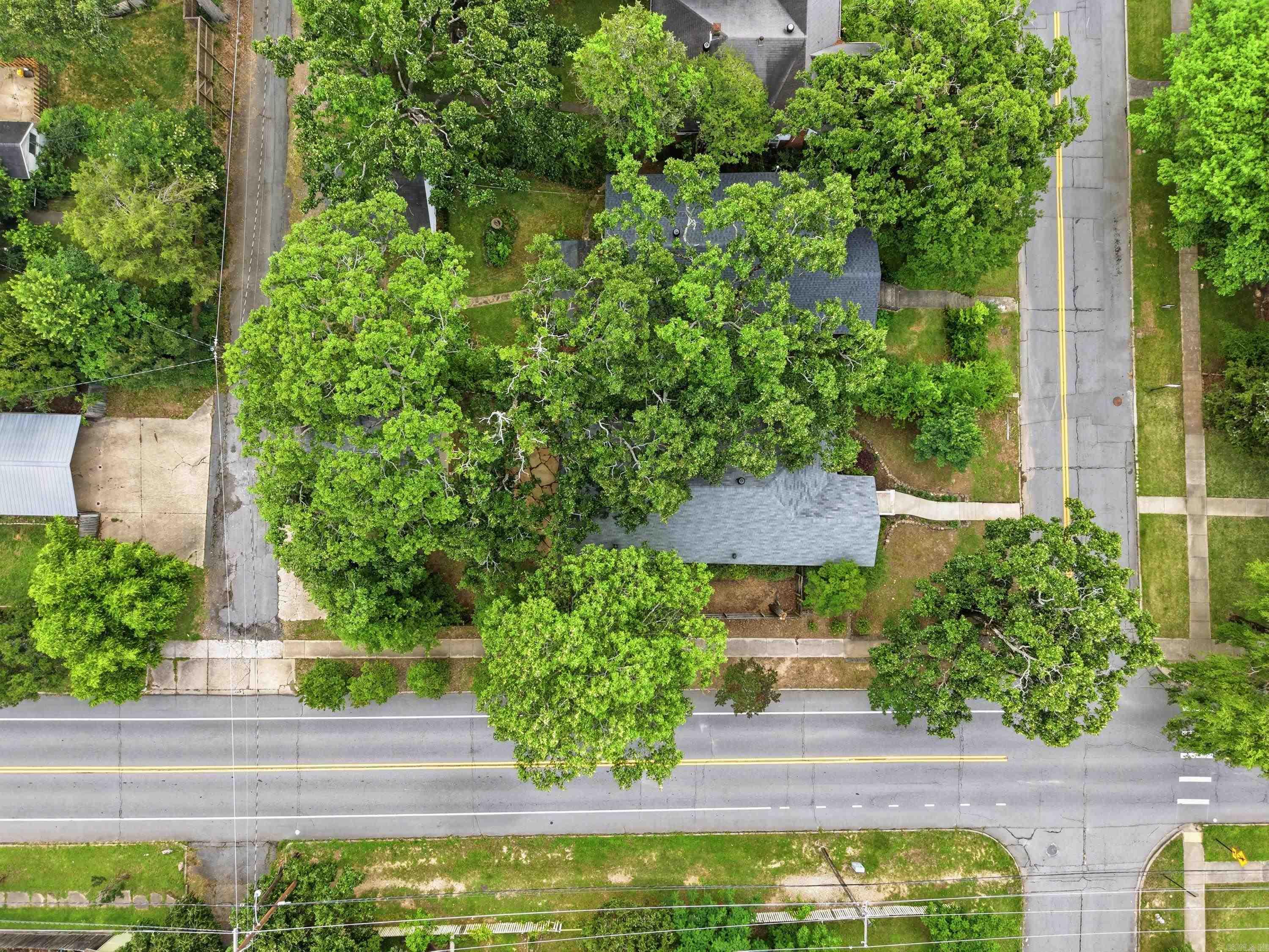 5024 Woodlawn  Little Rock, AR
