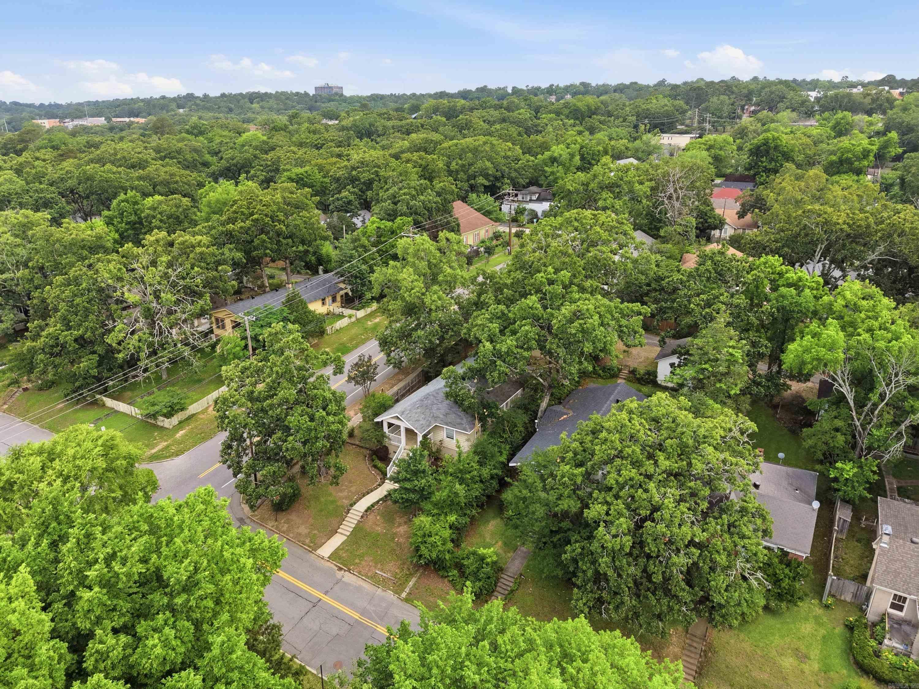 5024 Woodlawn  Little Rock, AR
