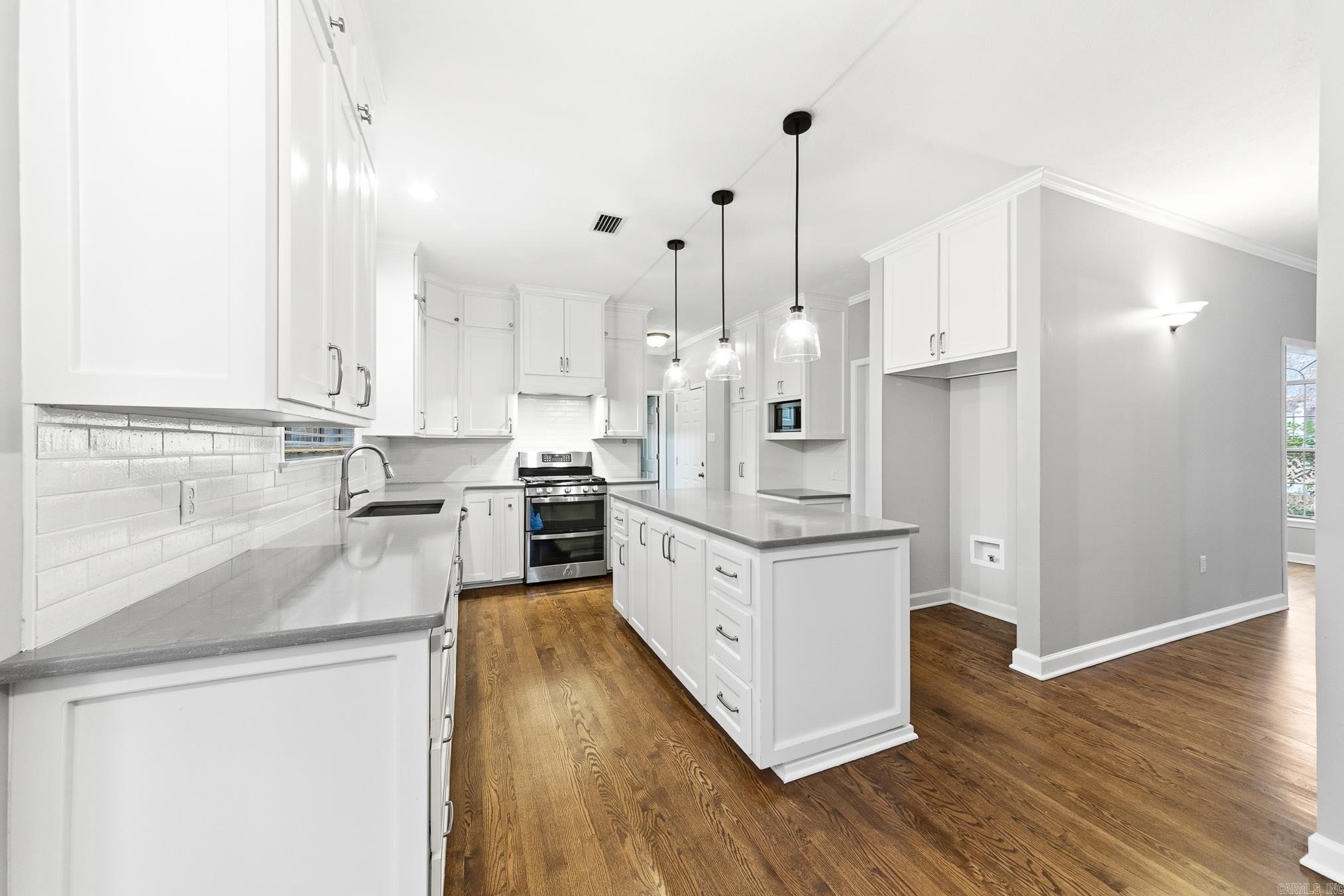 1715 Royal Drive Conway, AR 72034