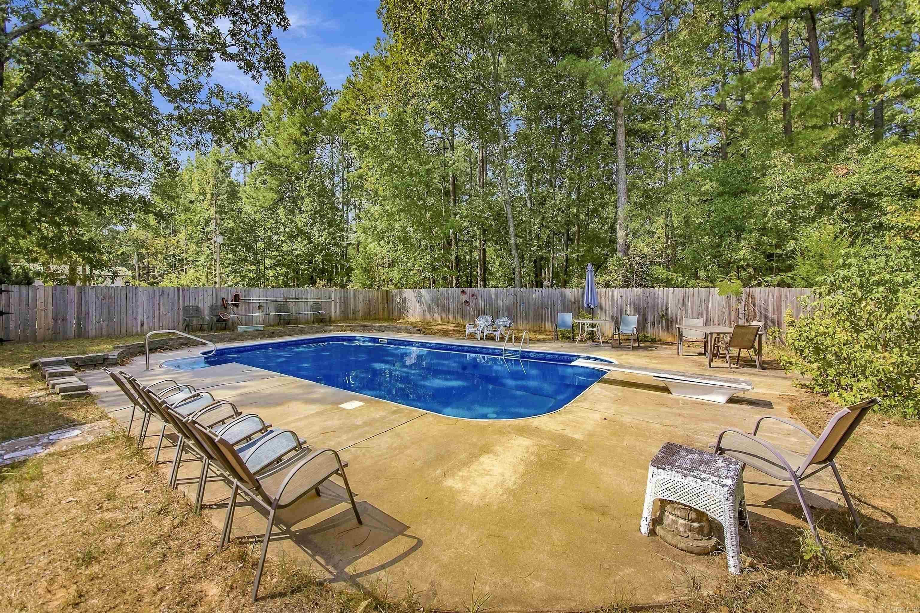 6720 Foxrun East End  Mabelvale, AR