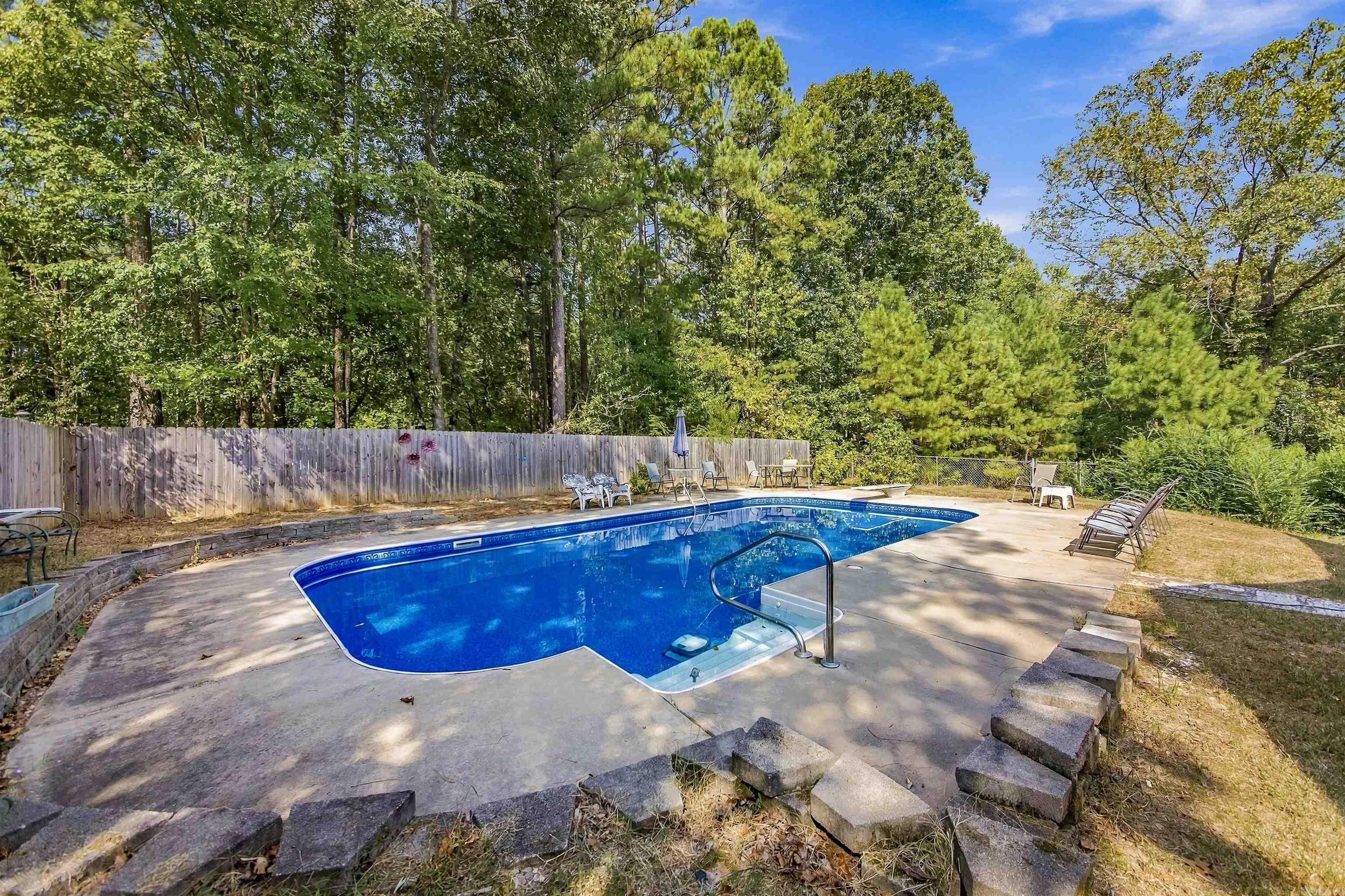 6720 Foxrun East End  Mabelvale, AR