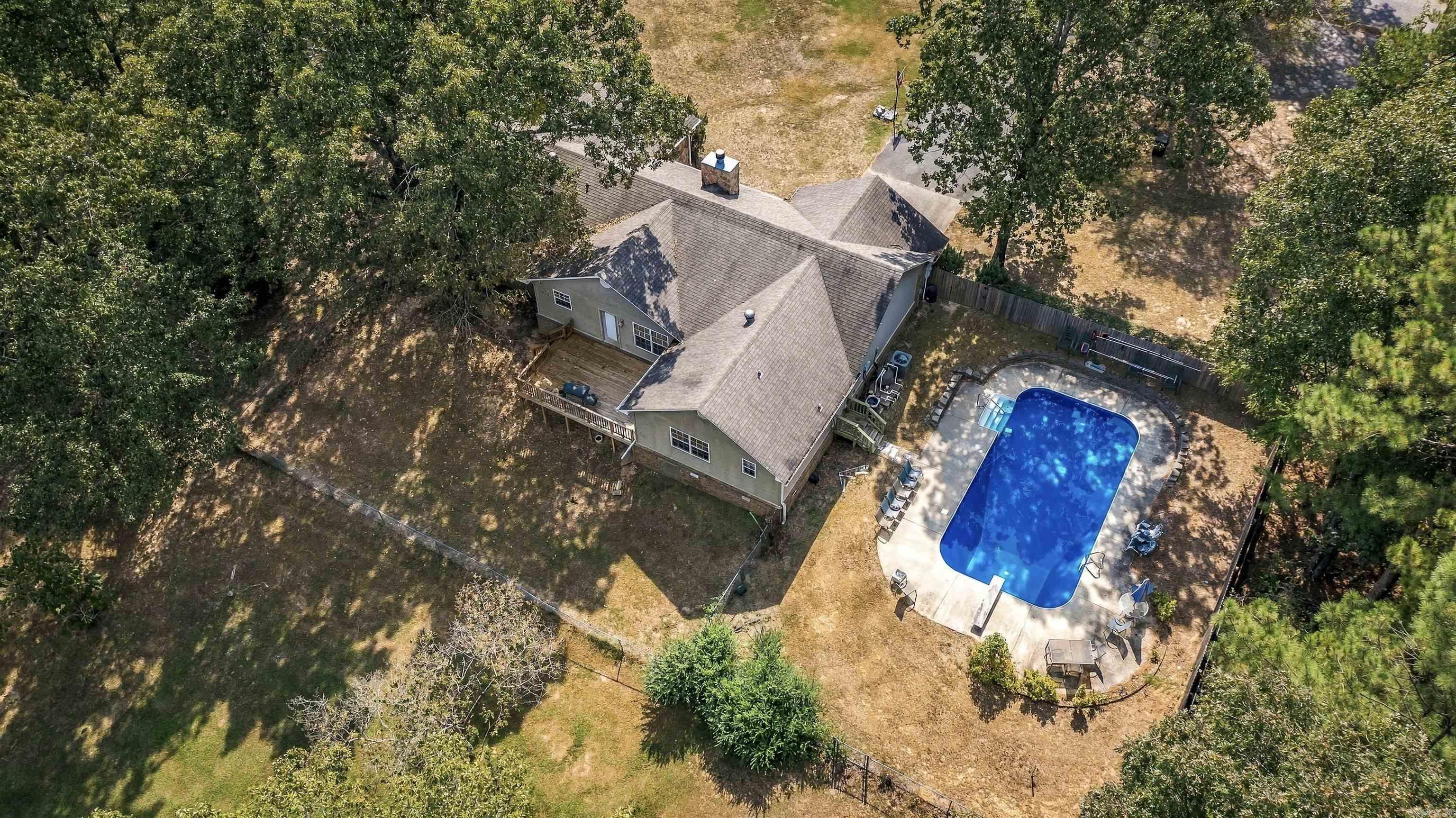 6720 Foxrun East End  Mabelvale, AR