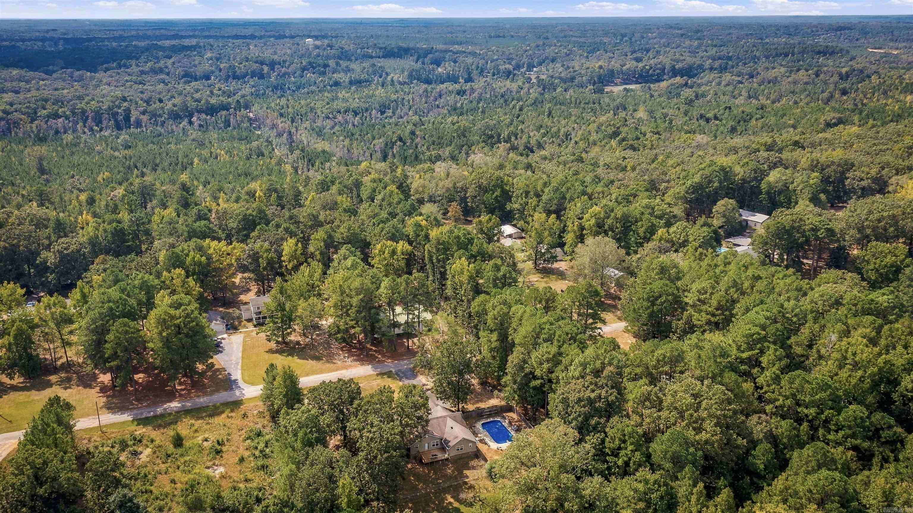 6720 Foxrun East End  Mabelvale, AR