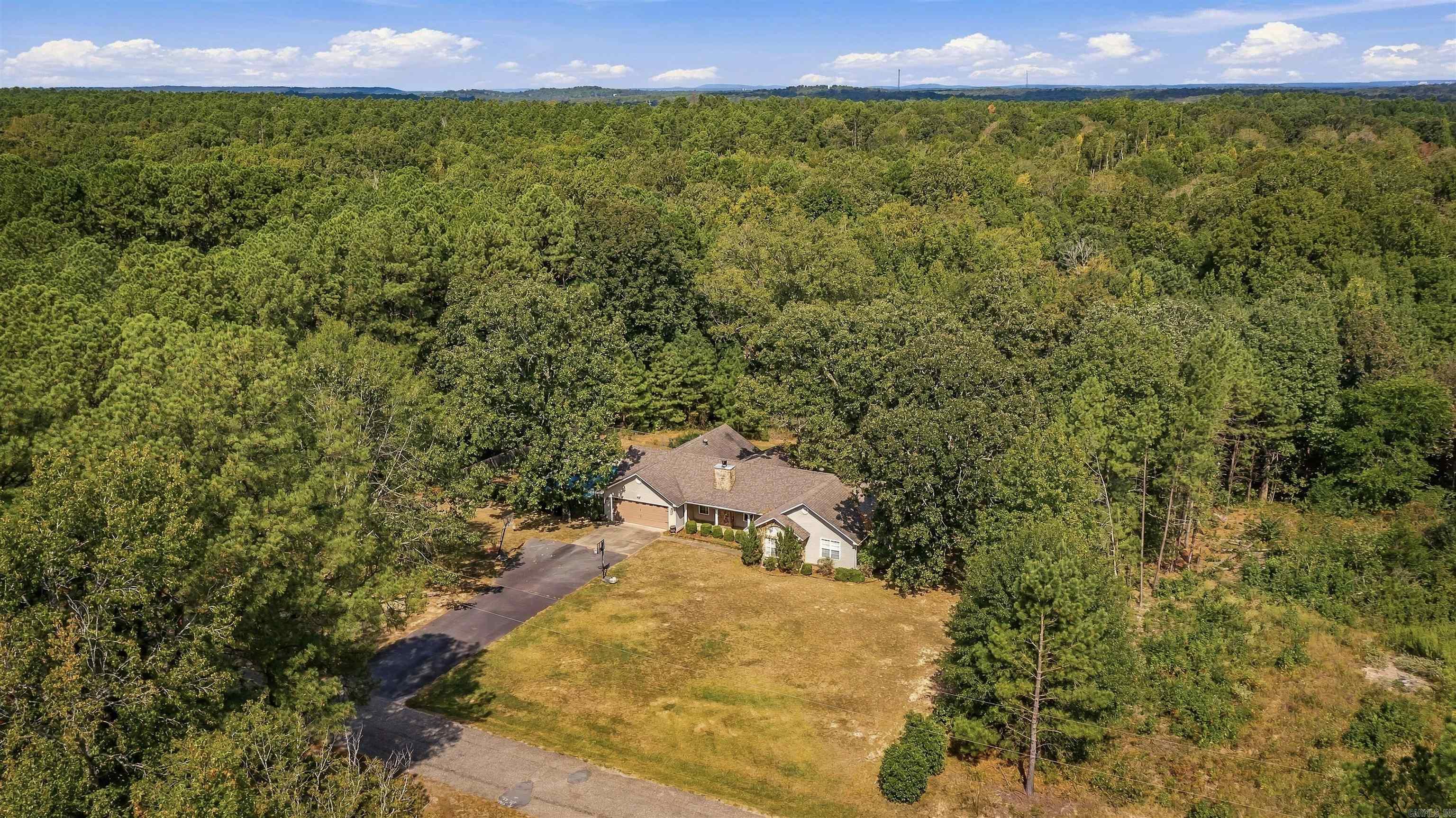 6720 Foxrun East End  Mabelvale, AR