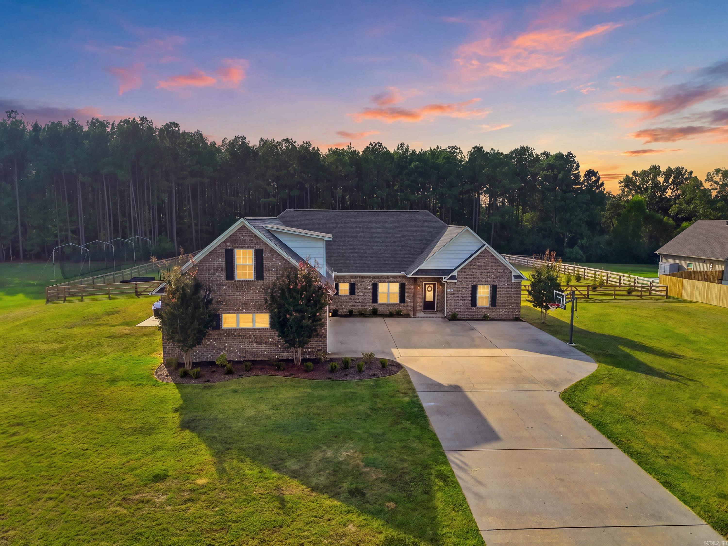 104 Paiger Lane — exterior