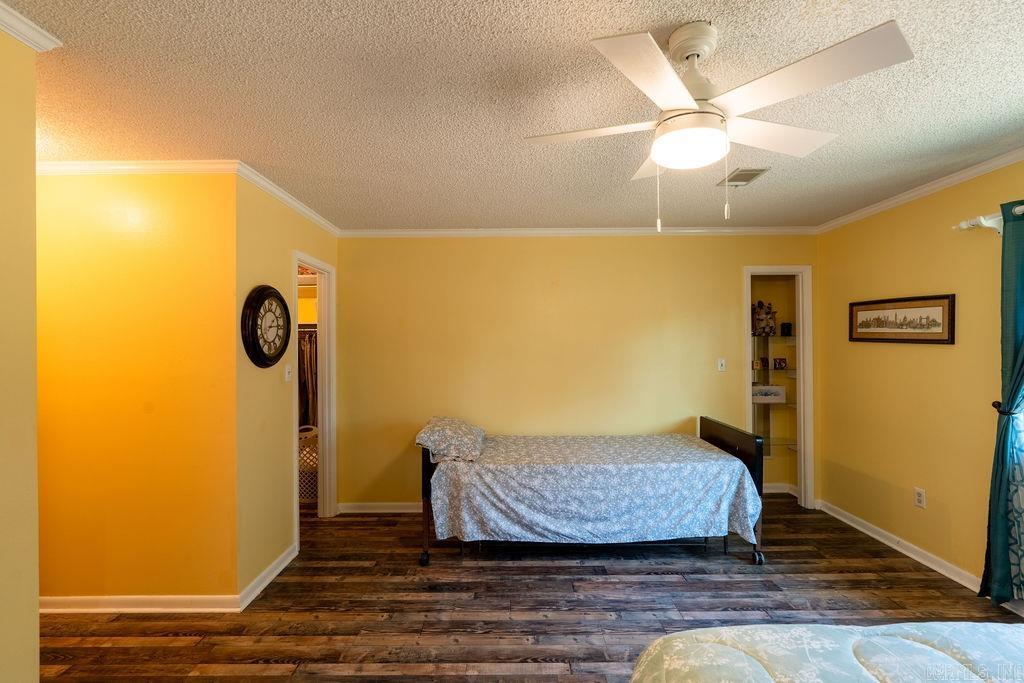 205 Clubhouse Dr.  Bald Knob, AR