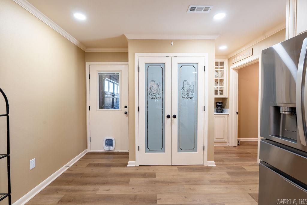 205 Clubhouse Dr. — photo 4