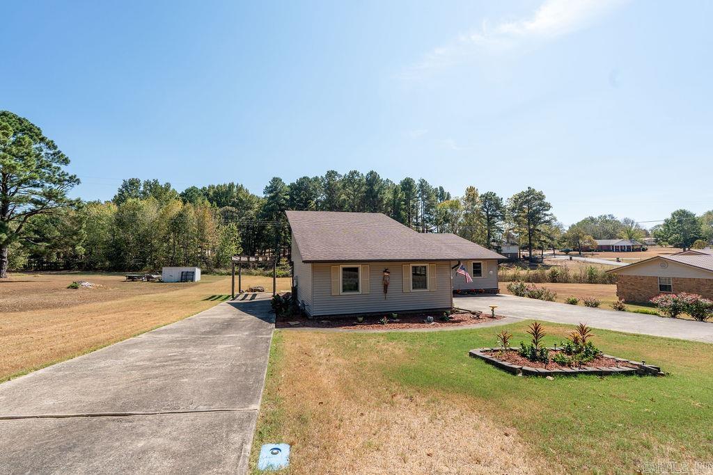 205 Clubhouse Dr.  Bald Knob, AR