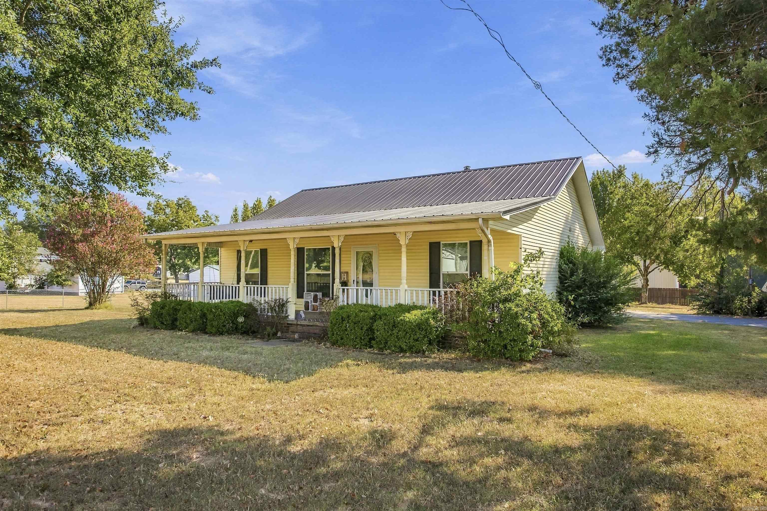 4395 Hwy 89 S — exterior