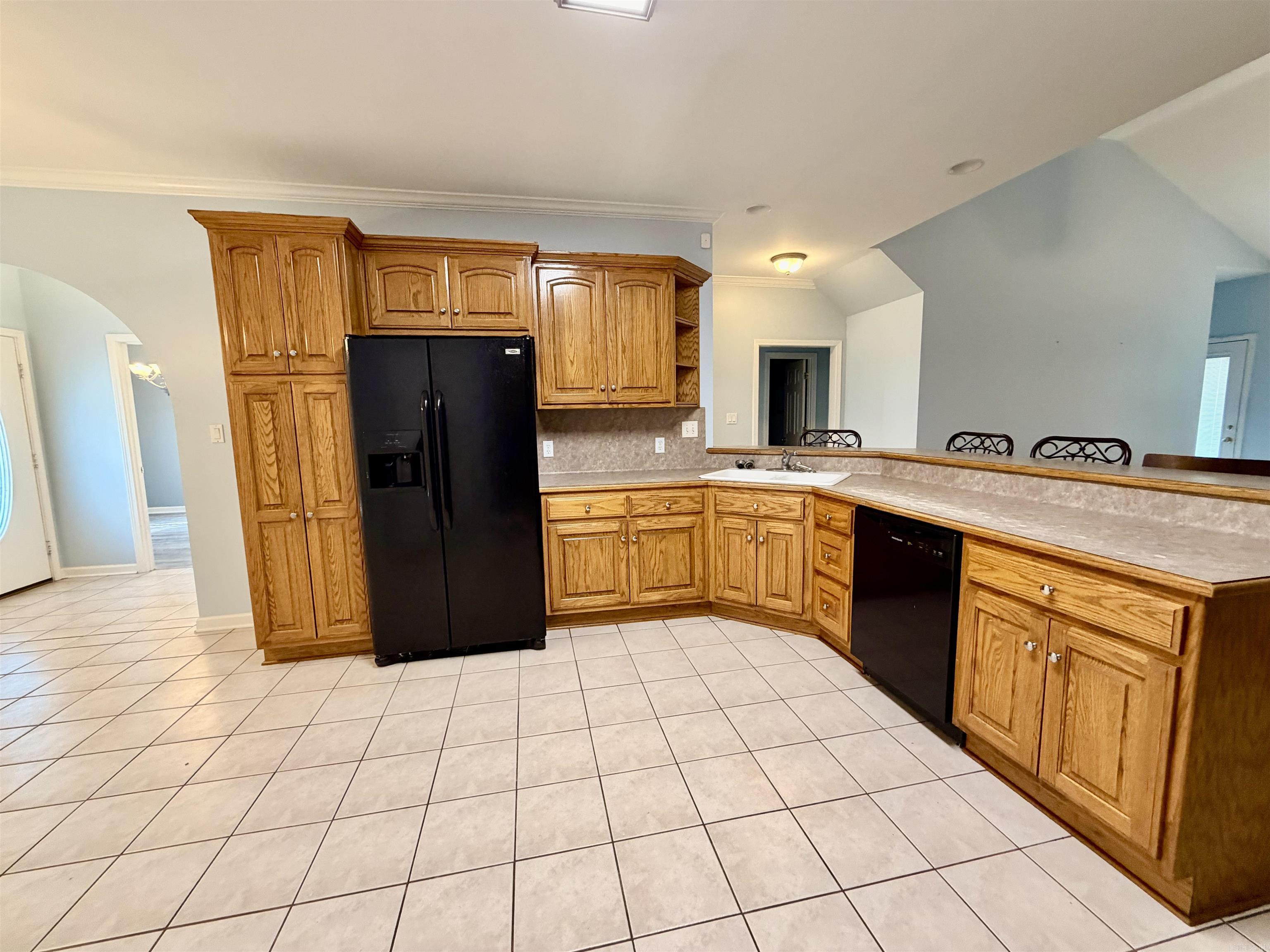 907 W Palm  Lonoke, AR
