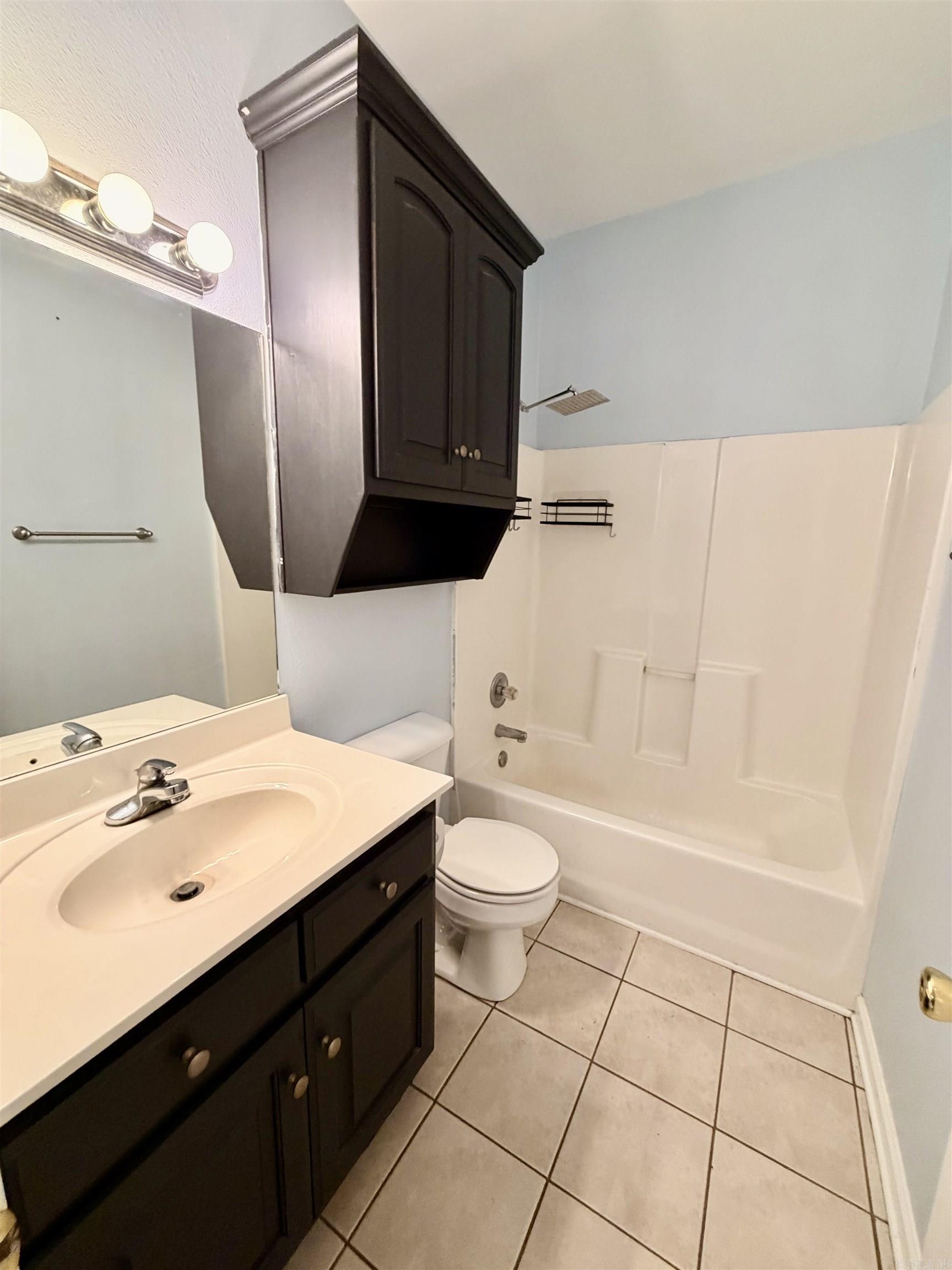 907 W Palm  Lonoke, AR