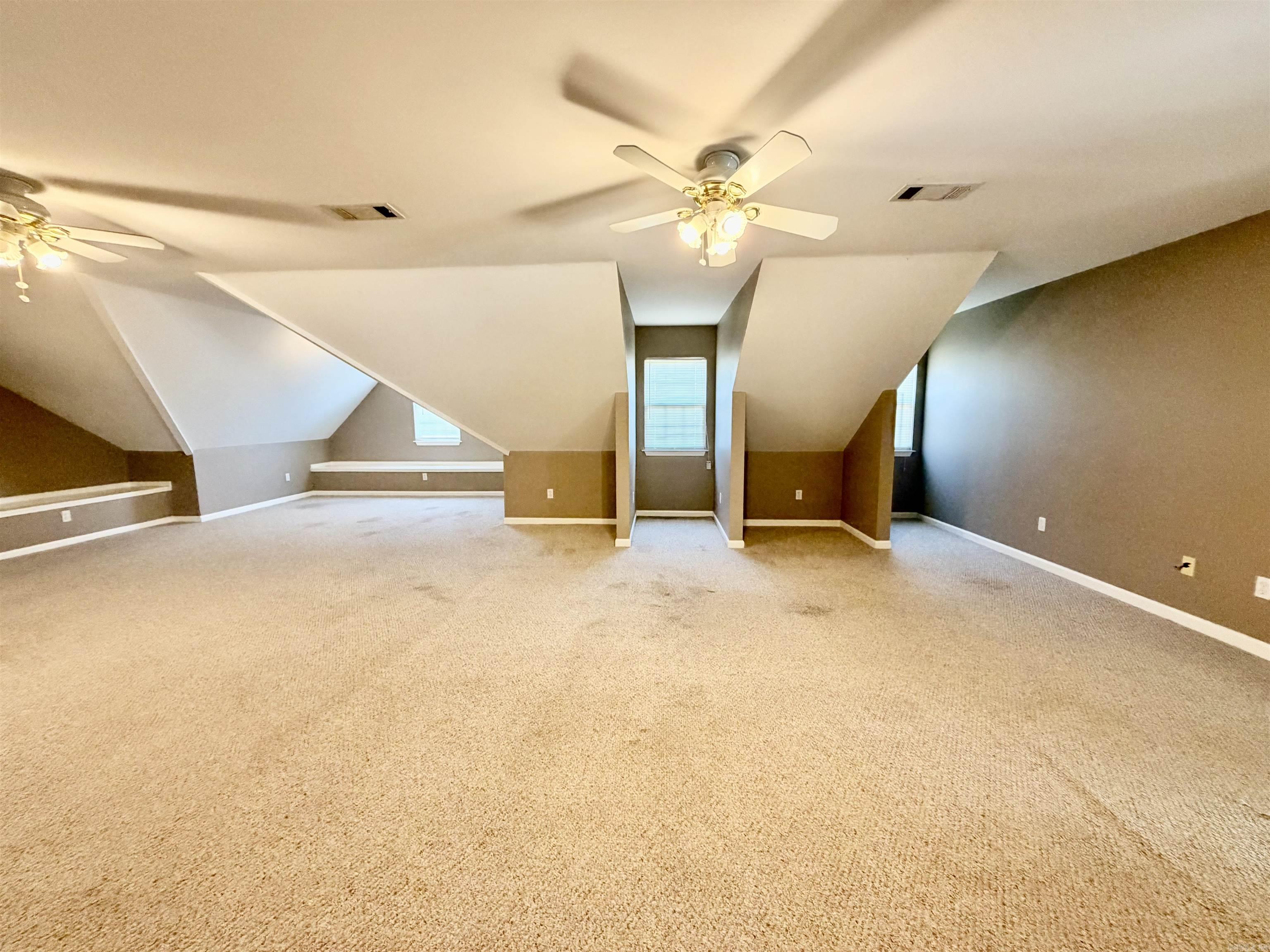907 W Palm  Lonoke, AR