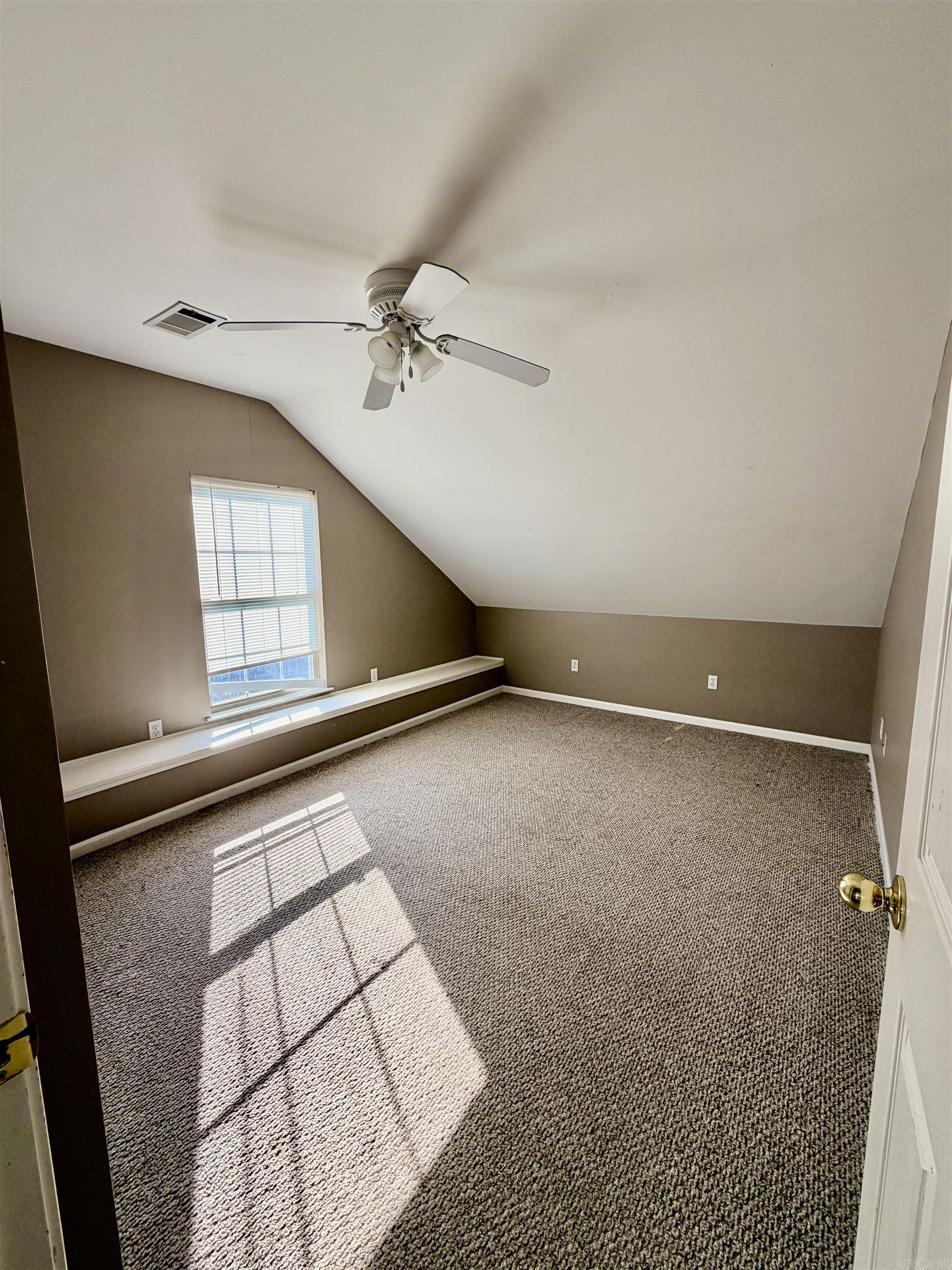 907 W Palm  Lonoke, AR