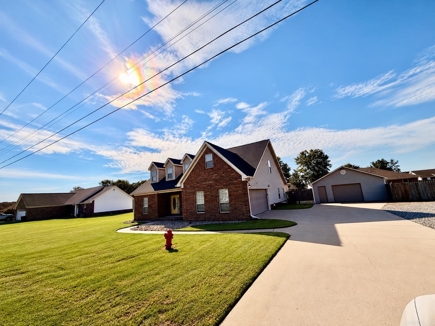 907 W Palm  Lonoke, AR