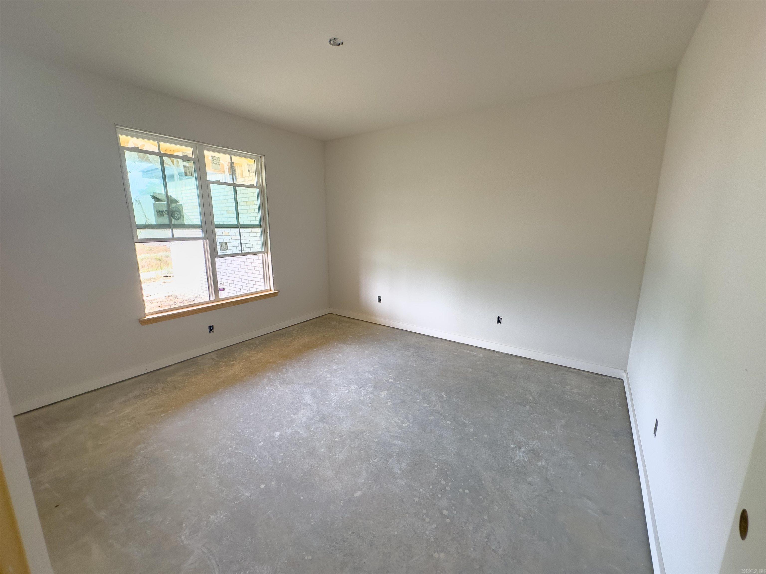 1049 Creekwood Cir Bauxite, AR 72011