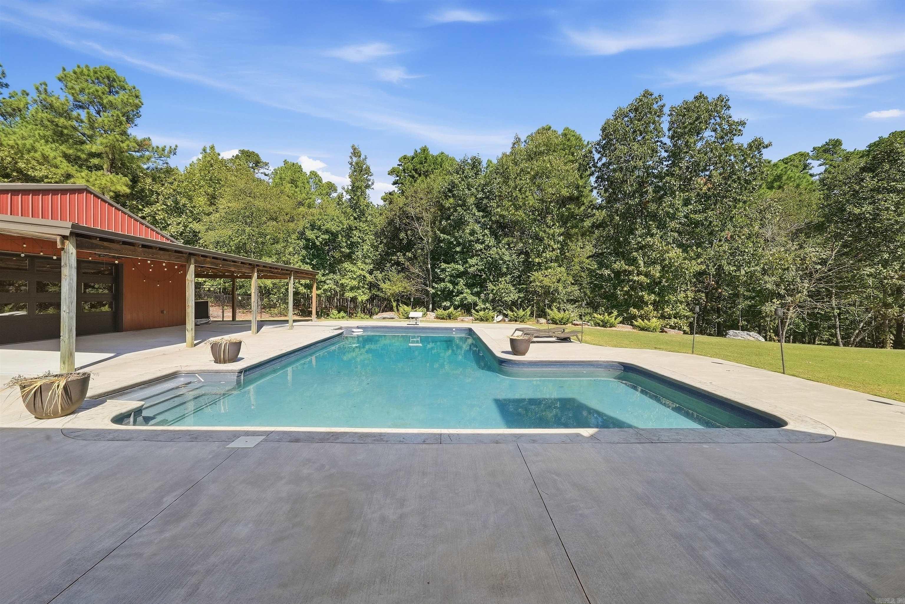 1520 Midland Road Alexander, AR 72002