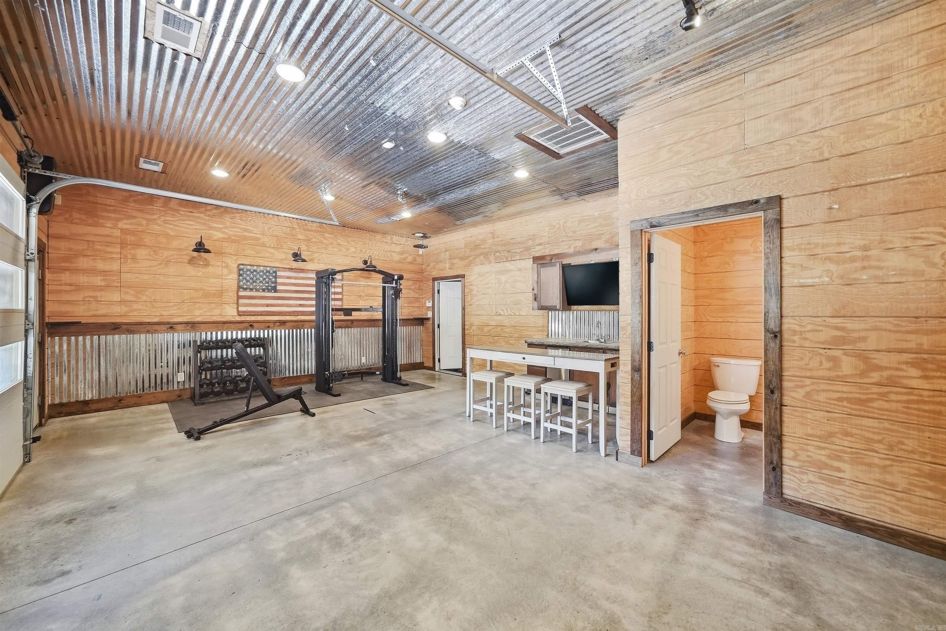 1520 Midland Road Alexander, AR 72002