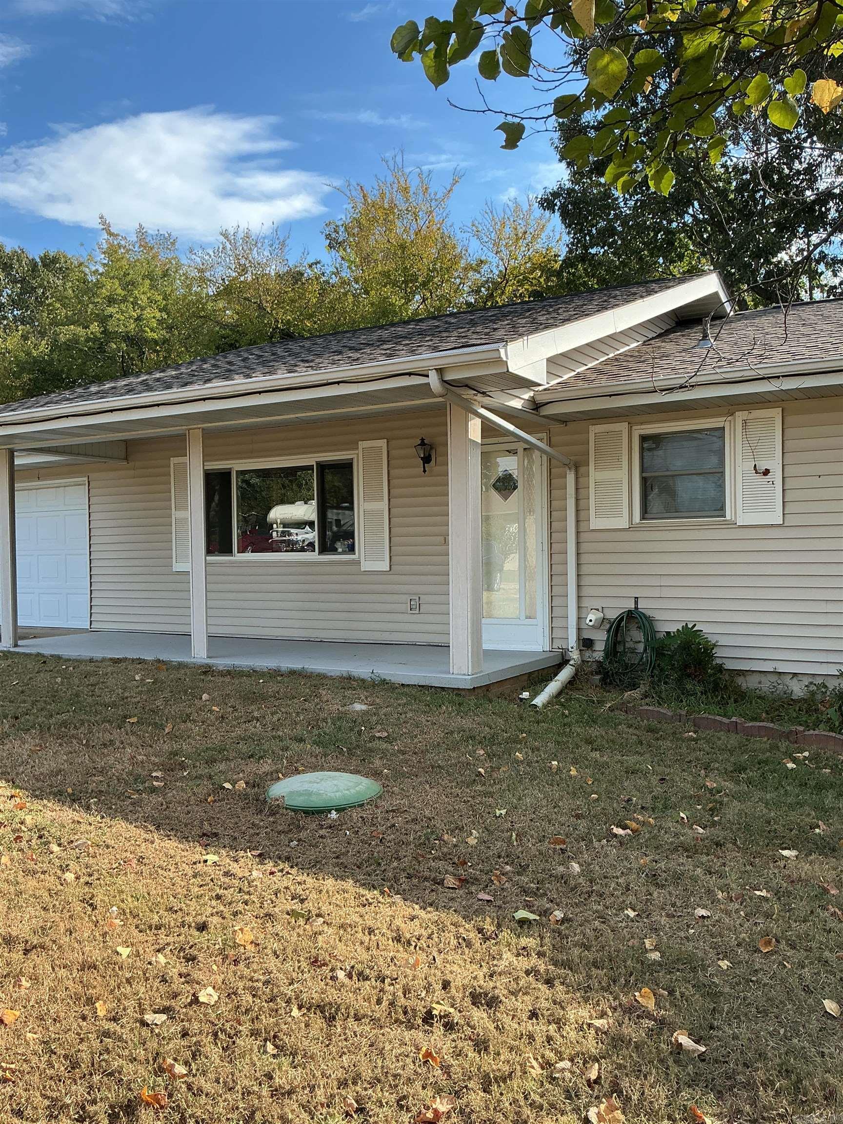 25  Su  Mountain Home, AR