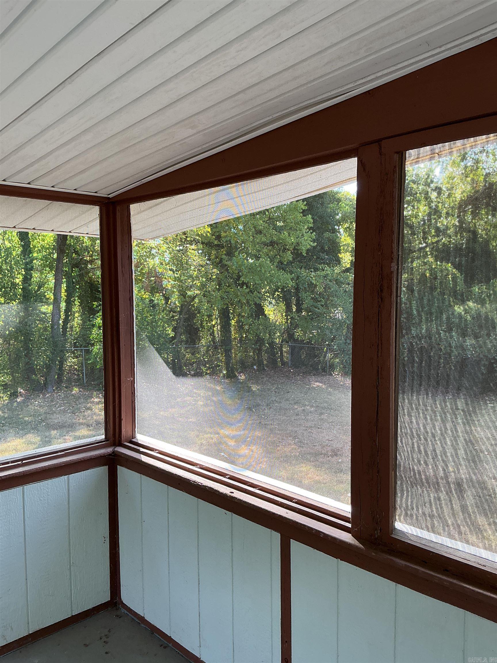 25 Su  Mountain Home, AR