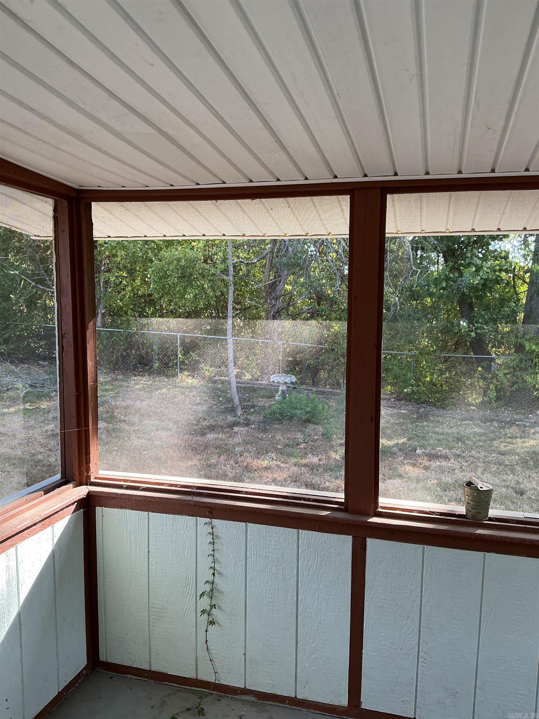 25 Su  Mountain Home, AR