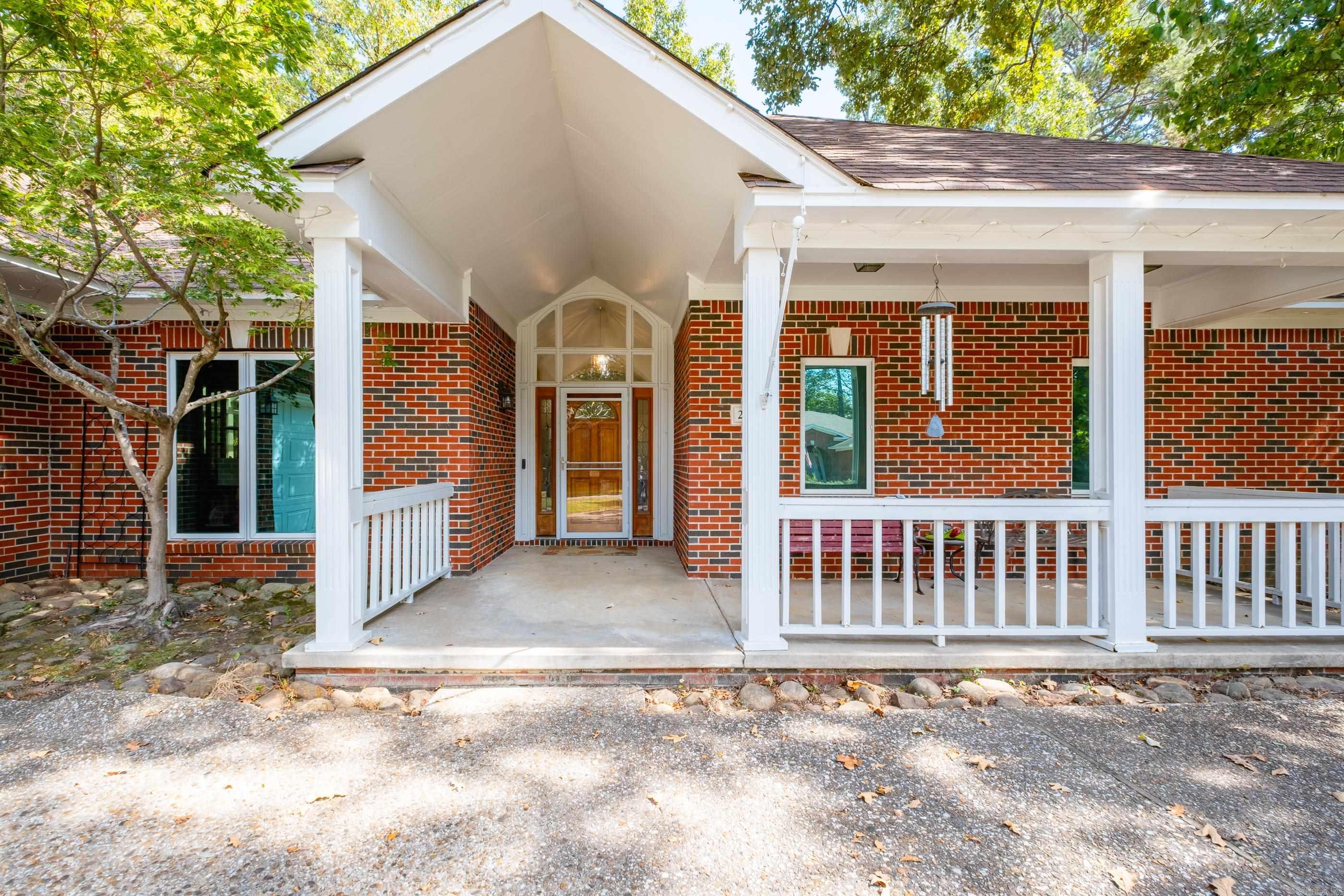 23 Aberdeen Dr — photo 4