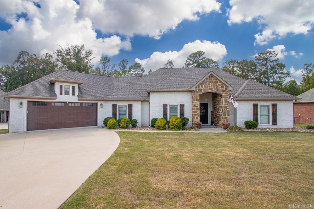 175  Oak Tree Ridge  Sheridan, AR