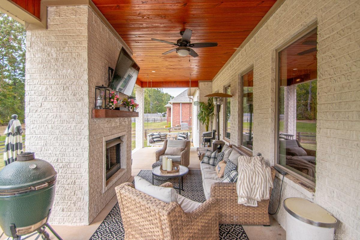 175 Oak Tree Ridge  Sheridan, AR