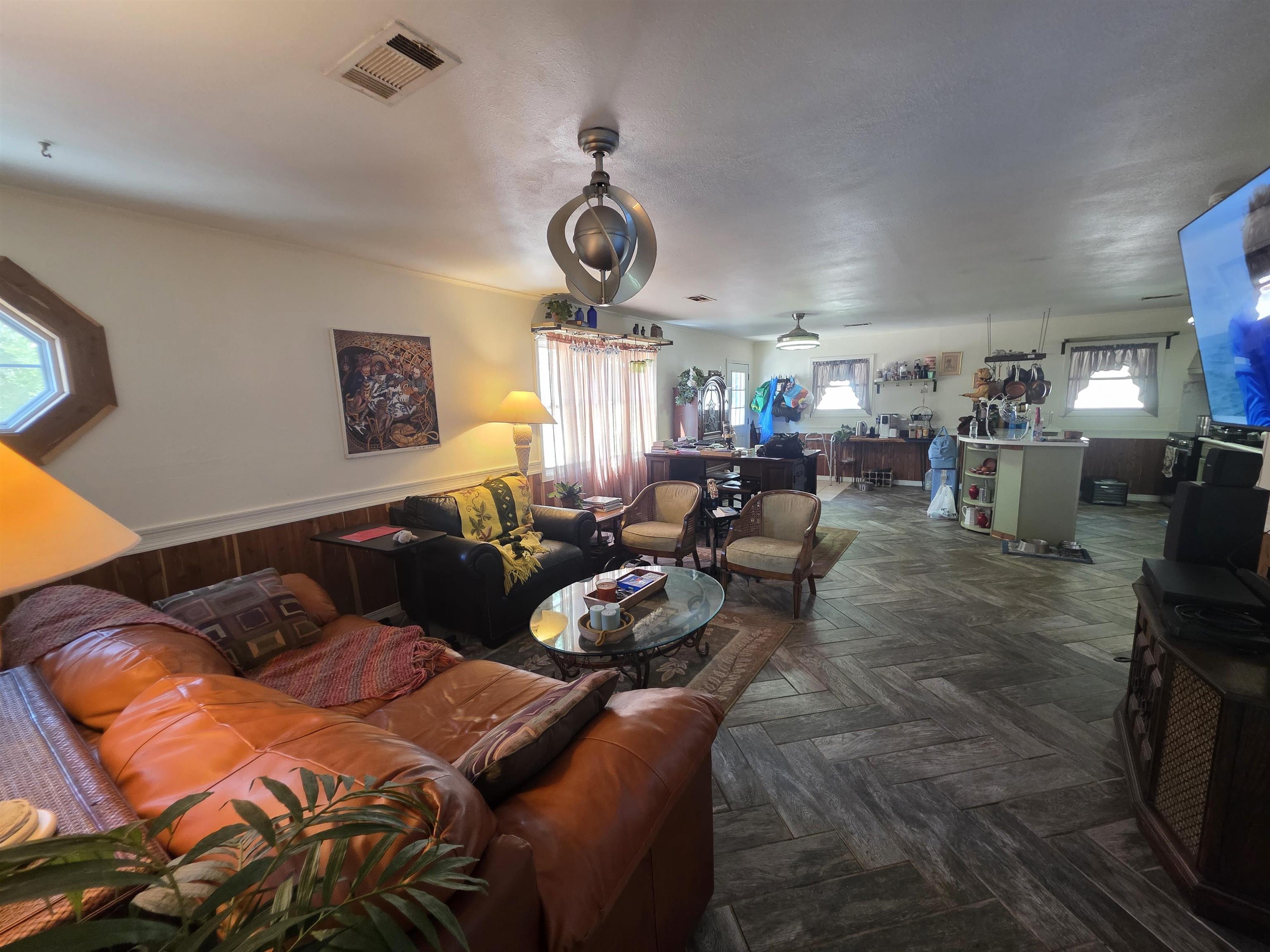 706 E Main Street
