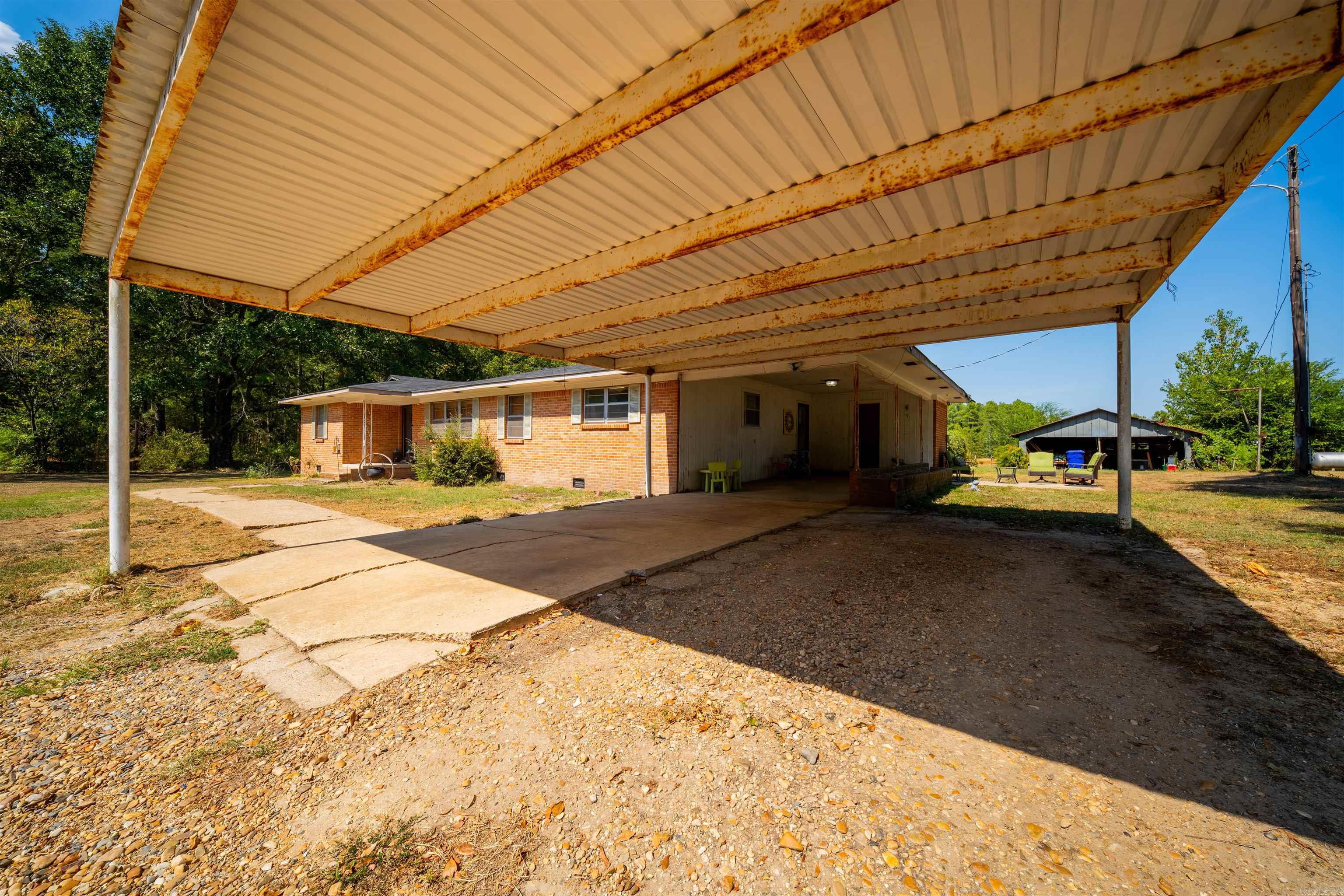 7654 Mount Holly  Mt. Holly, AR