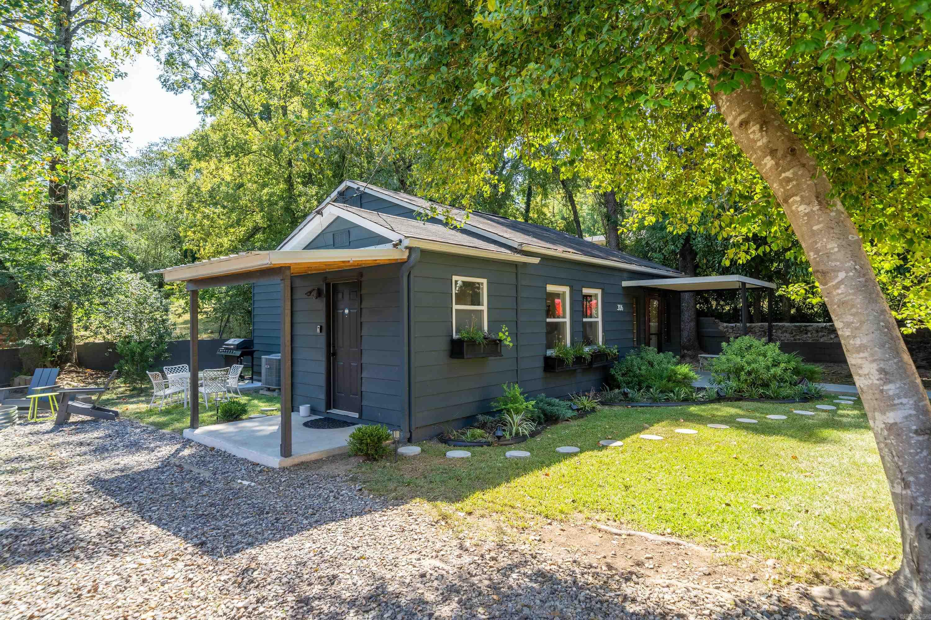 306  Mineral  Hot Springs, AR
