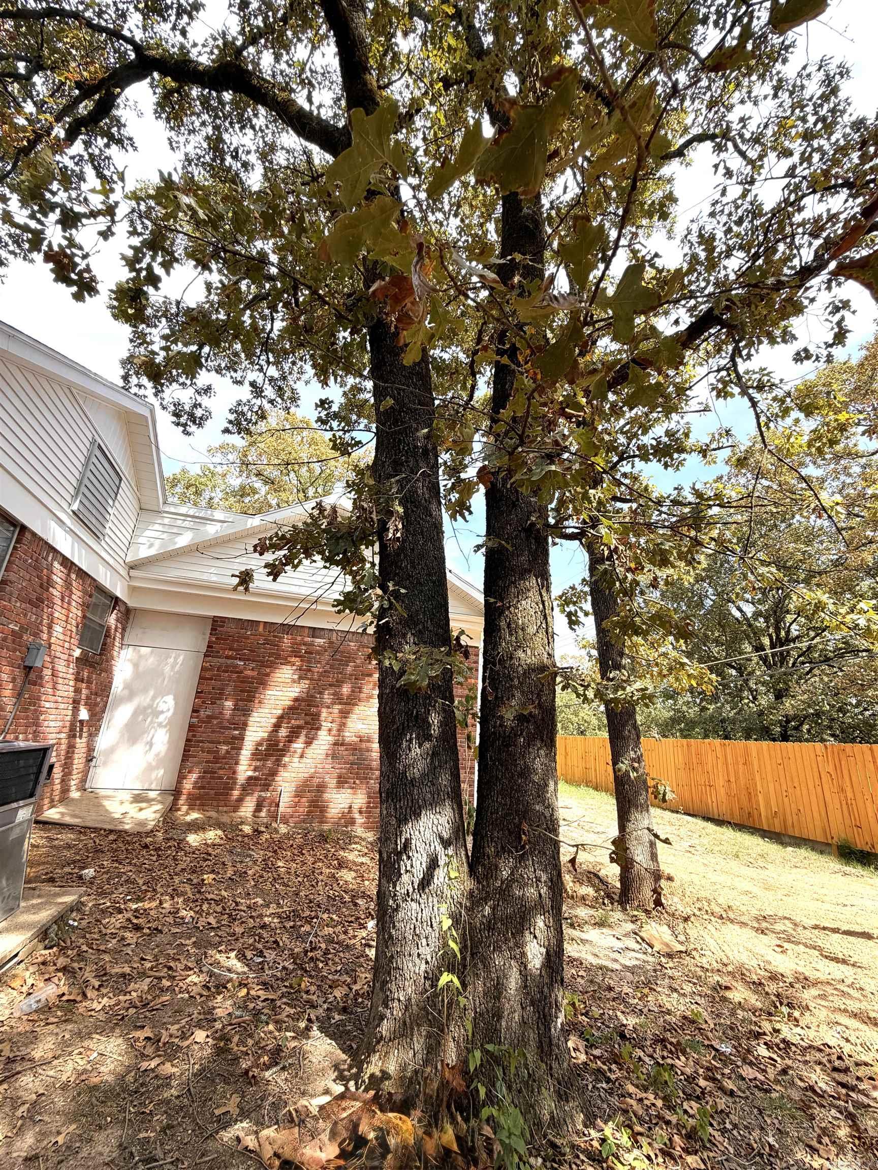 4804 N Locust  North Little Rock, AR