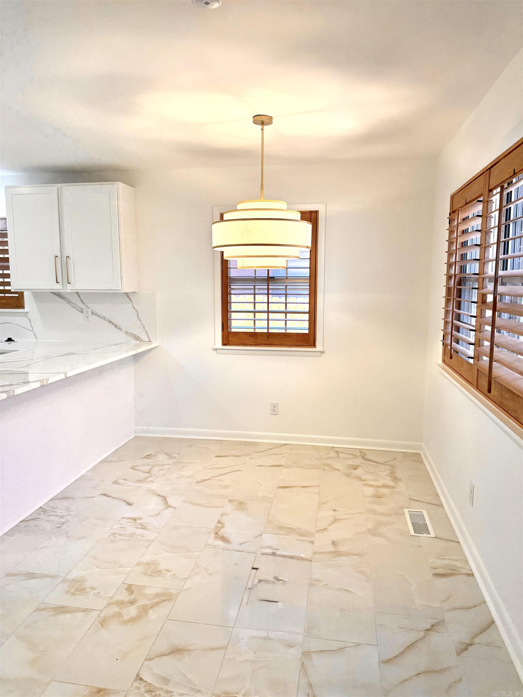 4804 N Locust  North Little Rock, AR